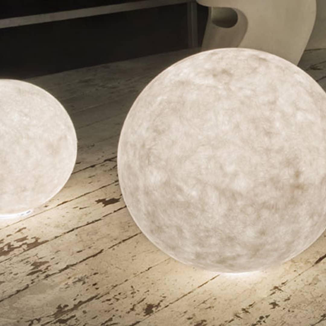 Selene Outdoor Light
