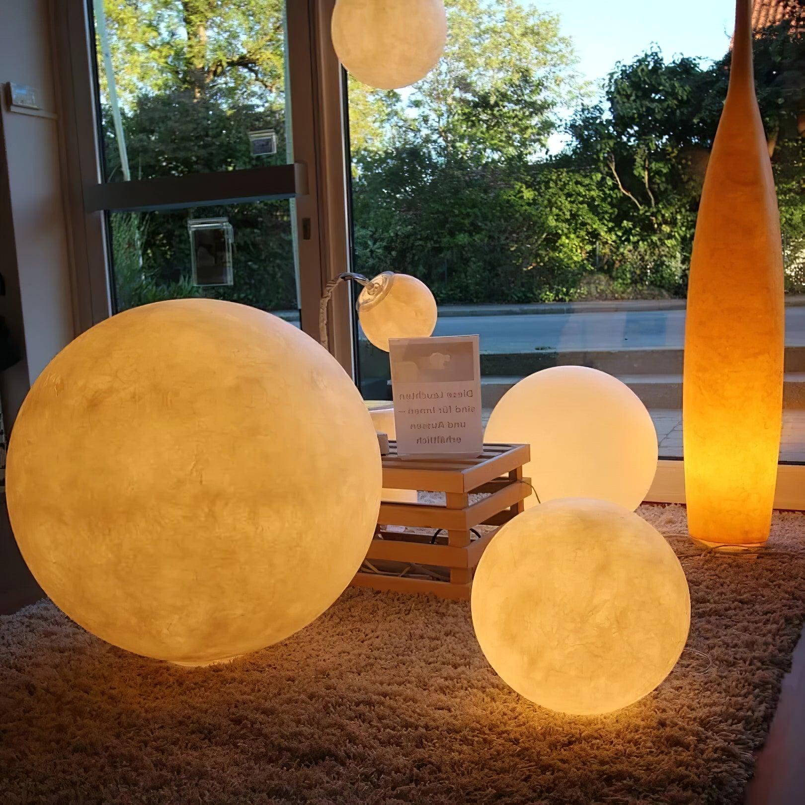 Selene Outdoor Light