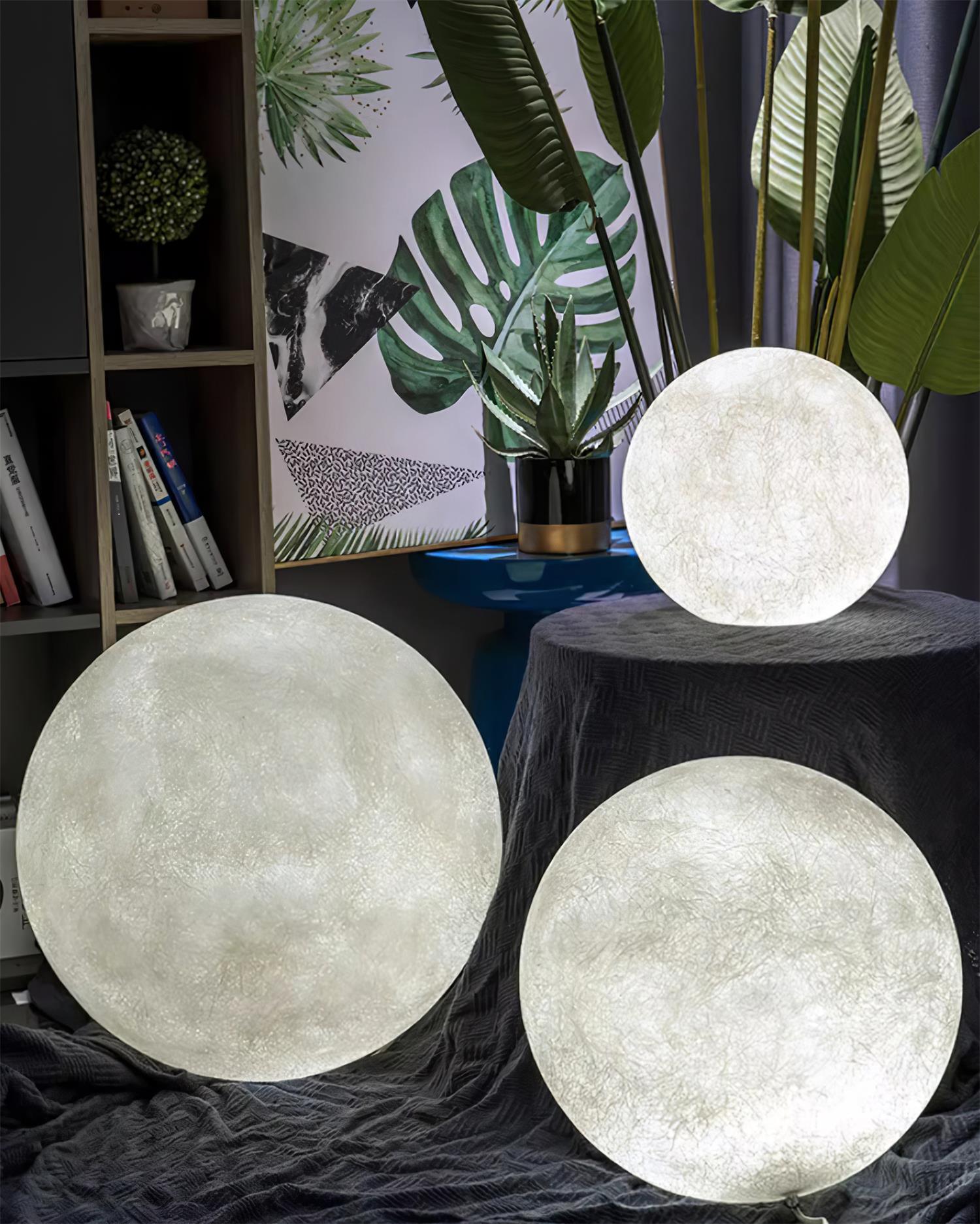 Solenne Table Lamp