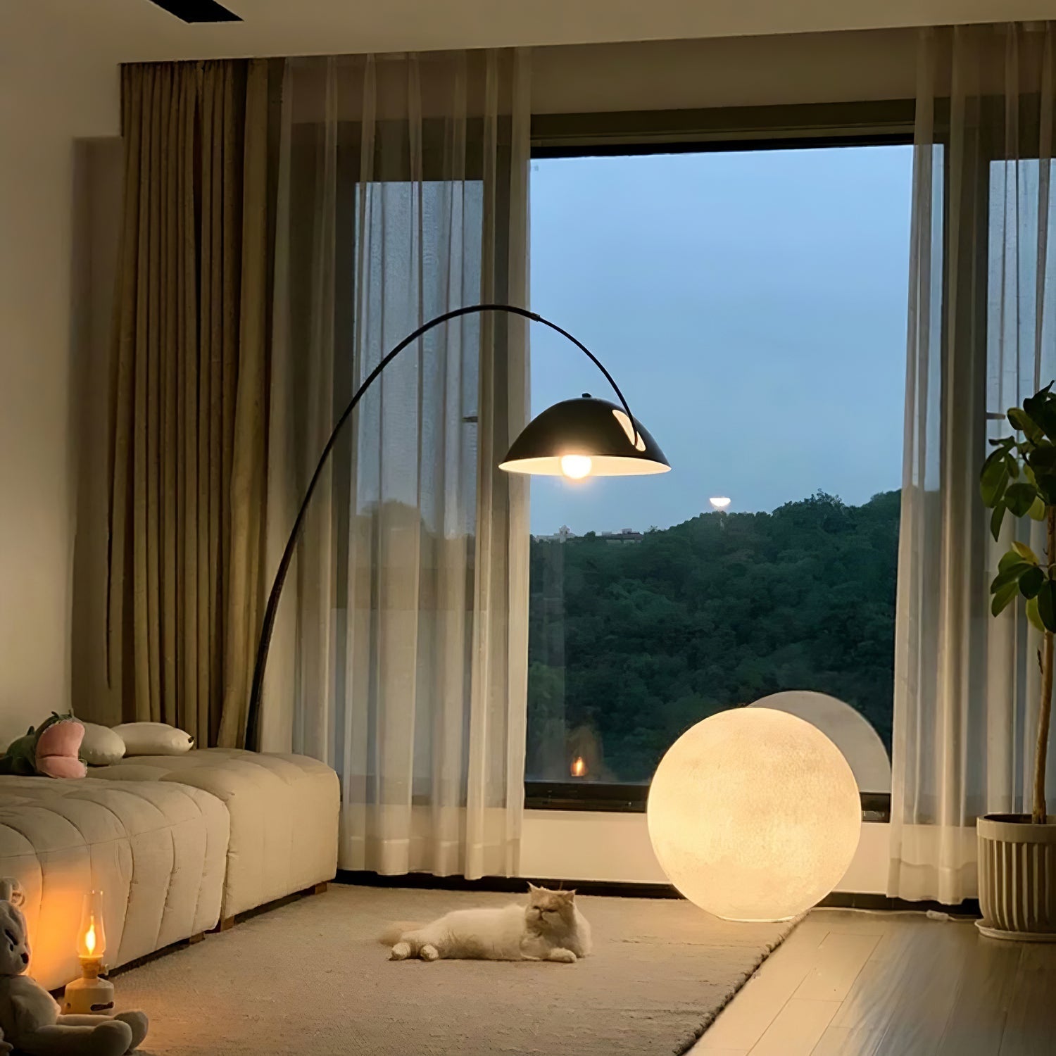 Kiley Modern Table Lamp-Neutral Decor