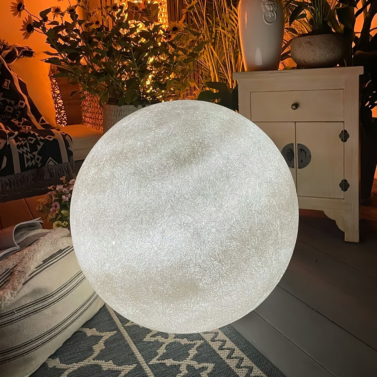 Kiley Modern Table Lamp-Neutral Decor