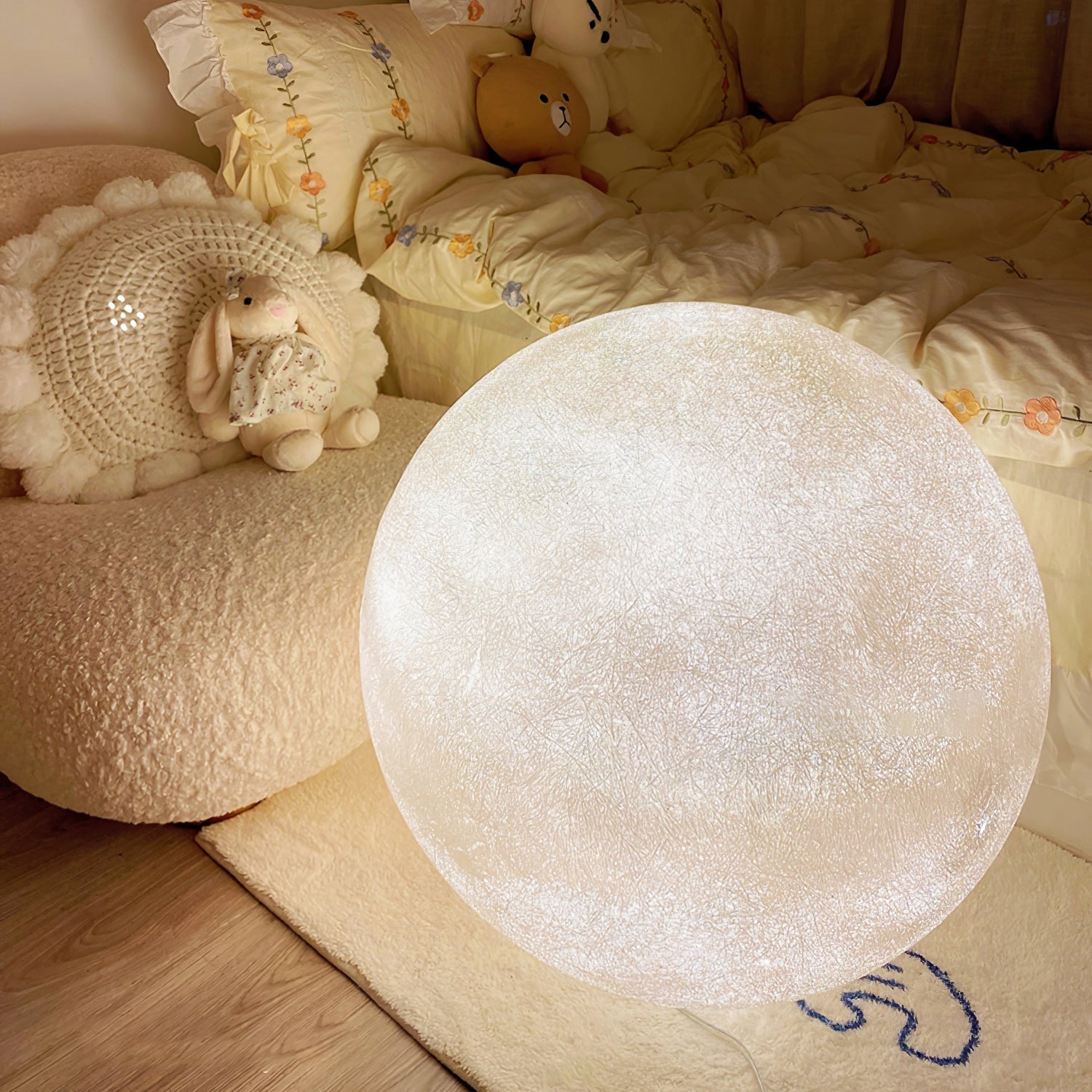 Kiley Modern Table Lamp-Neutral Decor