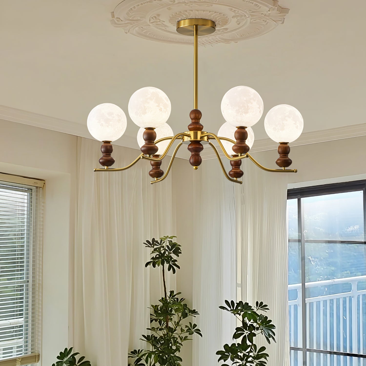 Lustra Chandelier Brass Wood Moon Globe Elegant-Neutral Decor