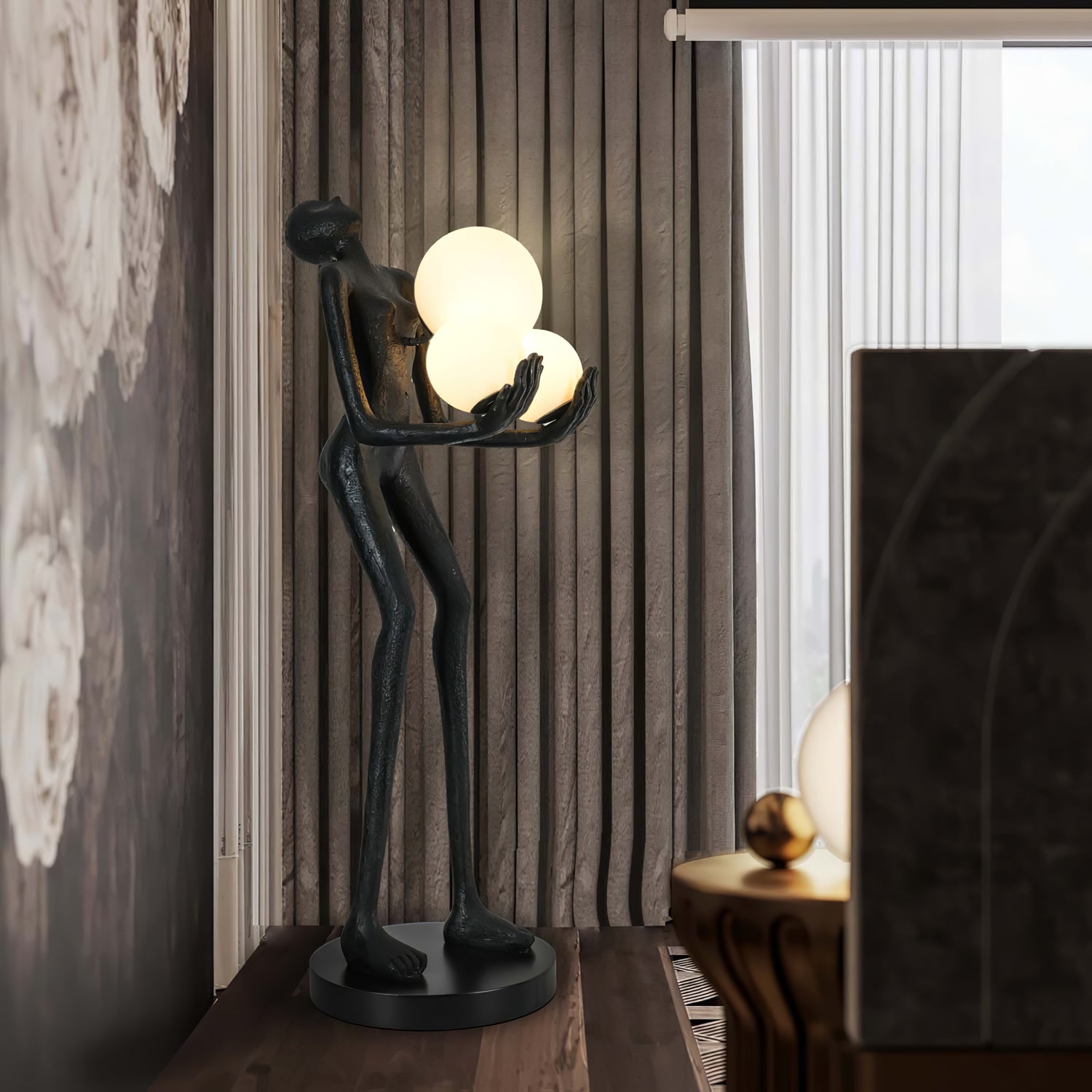 Erthearae Abstract Iron Floor Lamp-Neutral Decor