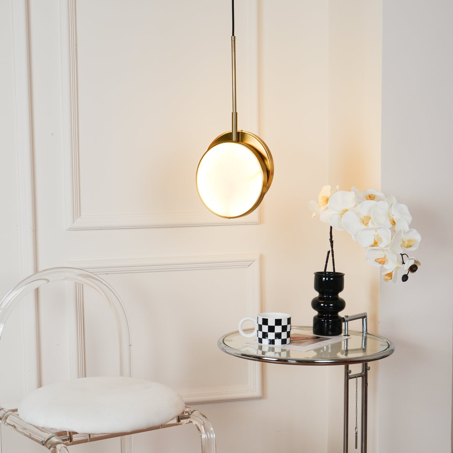 Synoryra Dual Disc Alabaster Pendant Light-Neutral Decor
