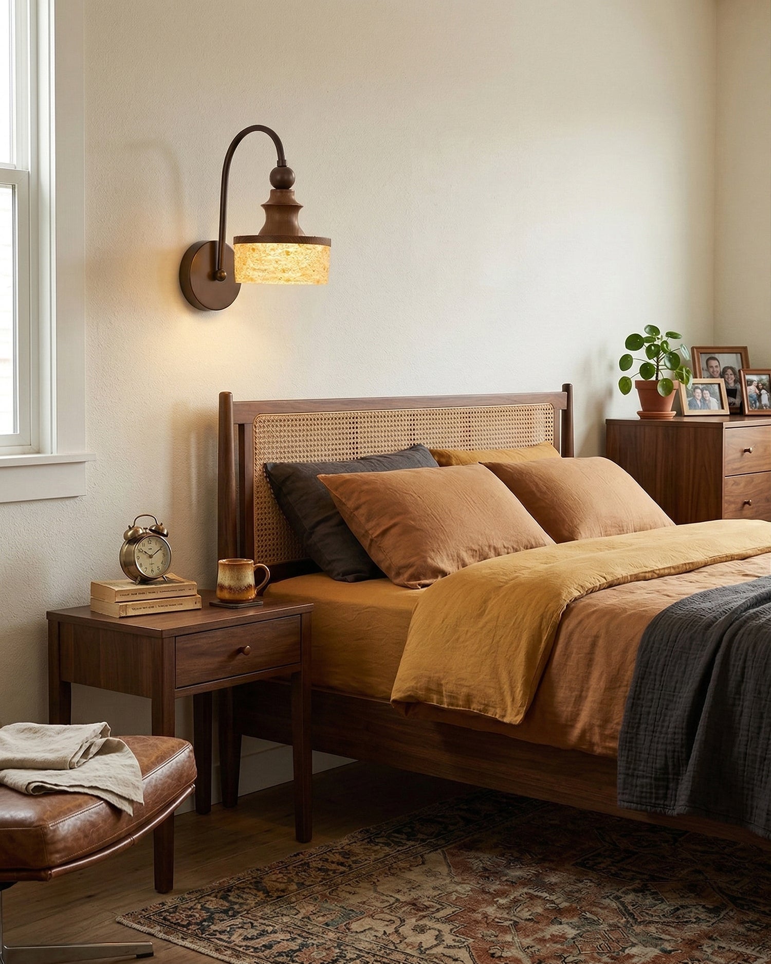 Elowen Wall Light