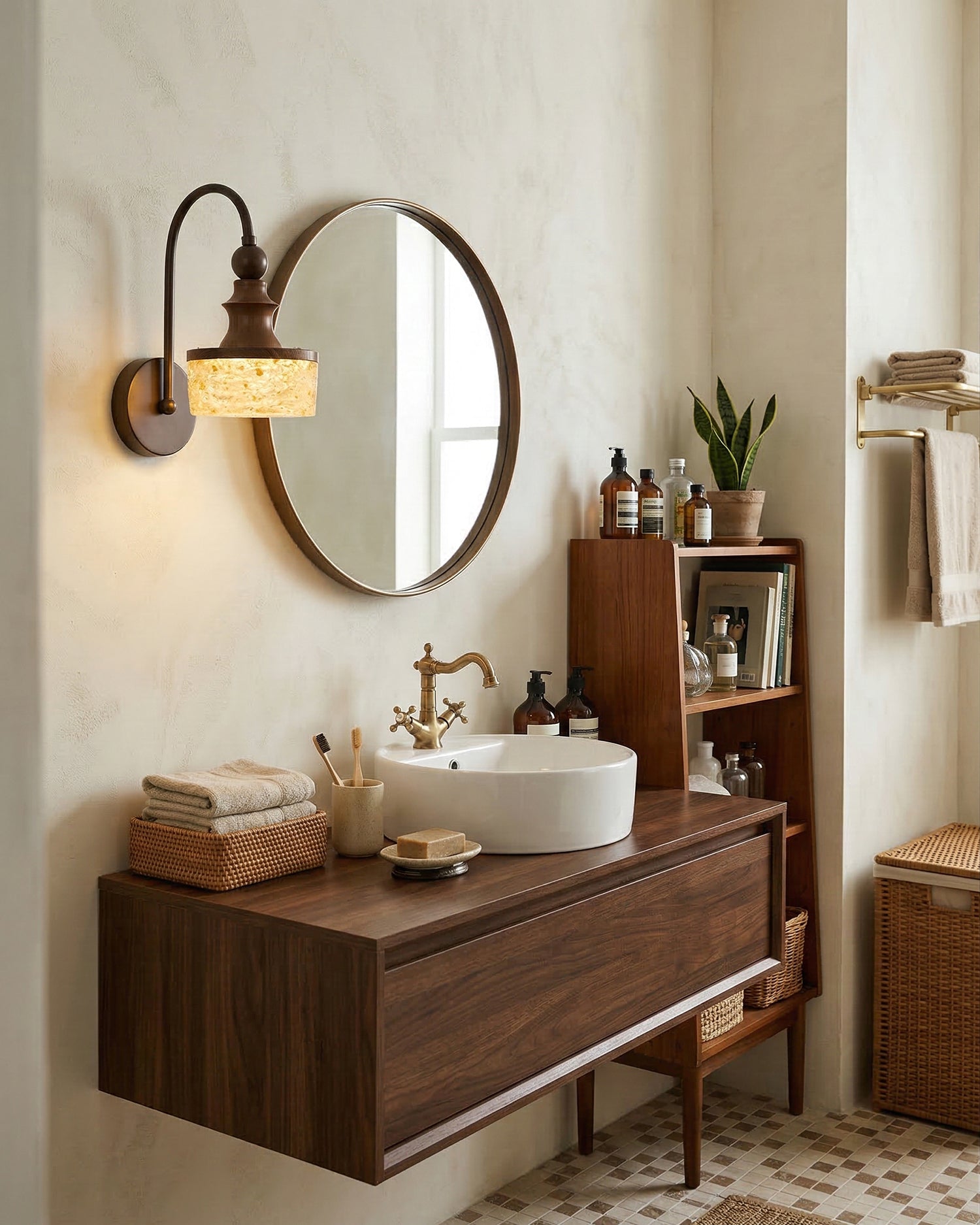 Elowen Wall Light