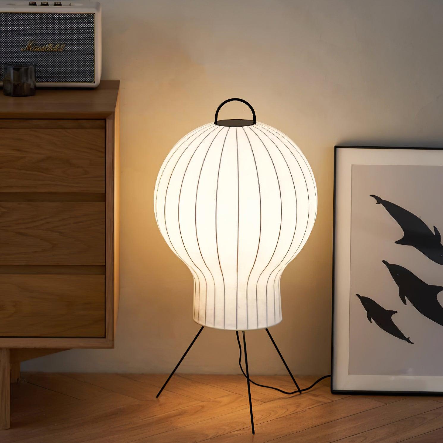Balloon Minimalist Silk Floor lamp-Neutral Decor