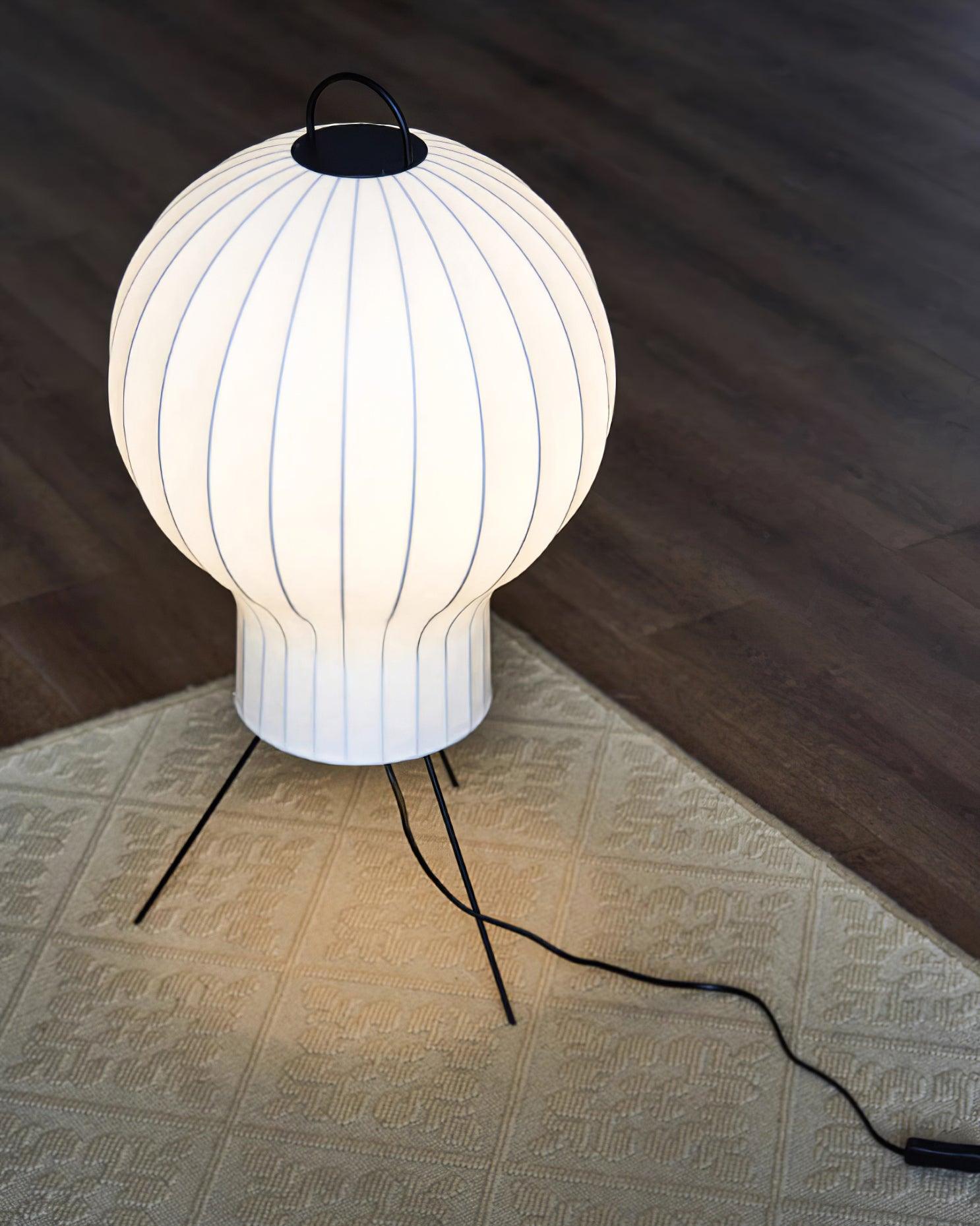 Balloon Minimalist Silk Floor lamp-Neutral Decor
