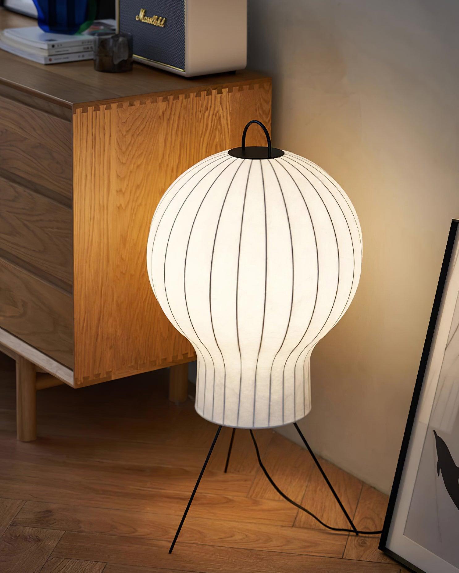 Balloon Minimalist Silk Floor lamp-Neutral Decor