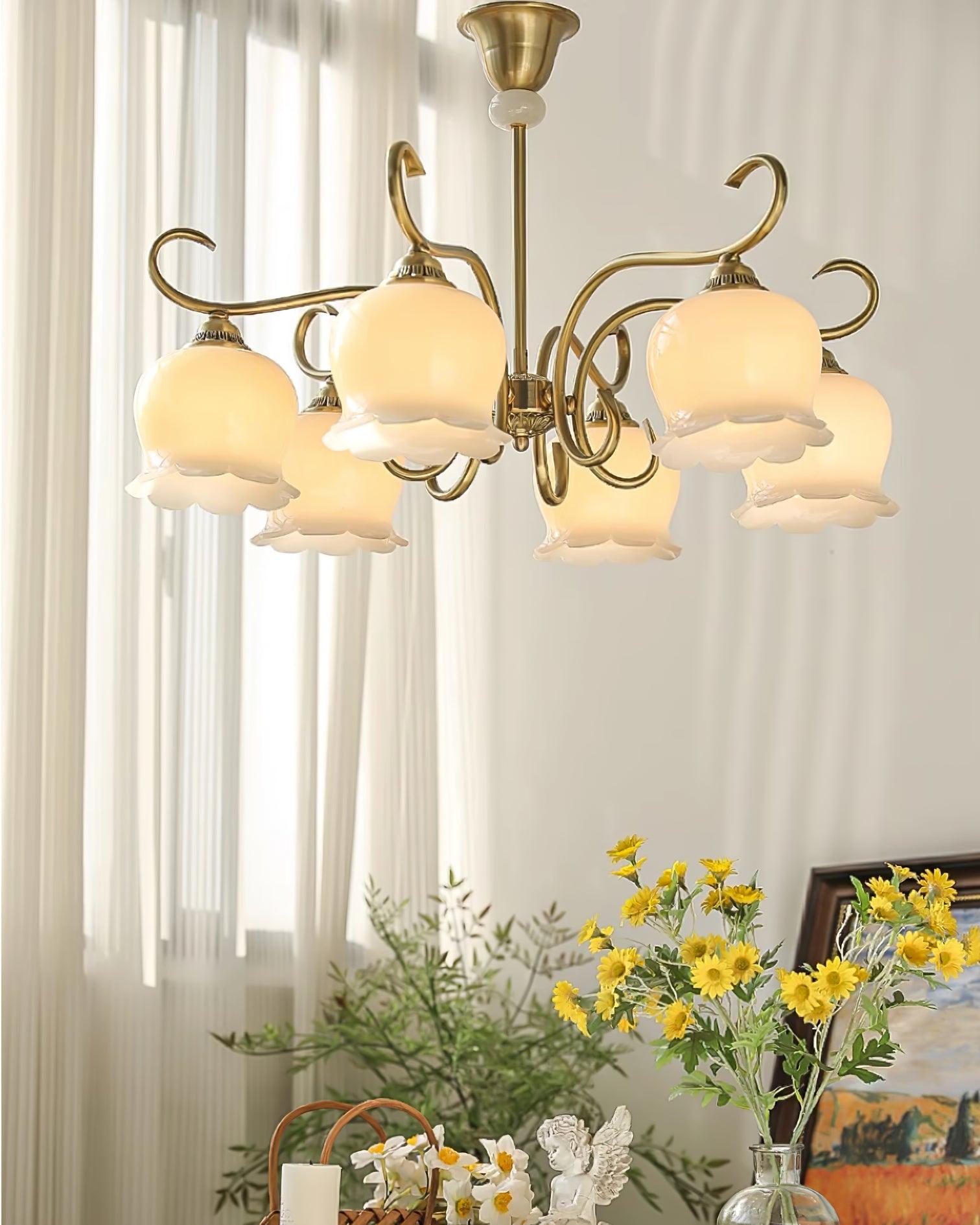 Lys Chandelier