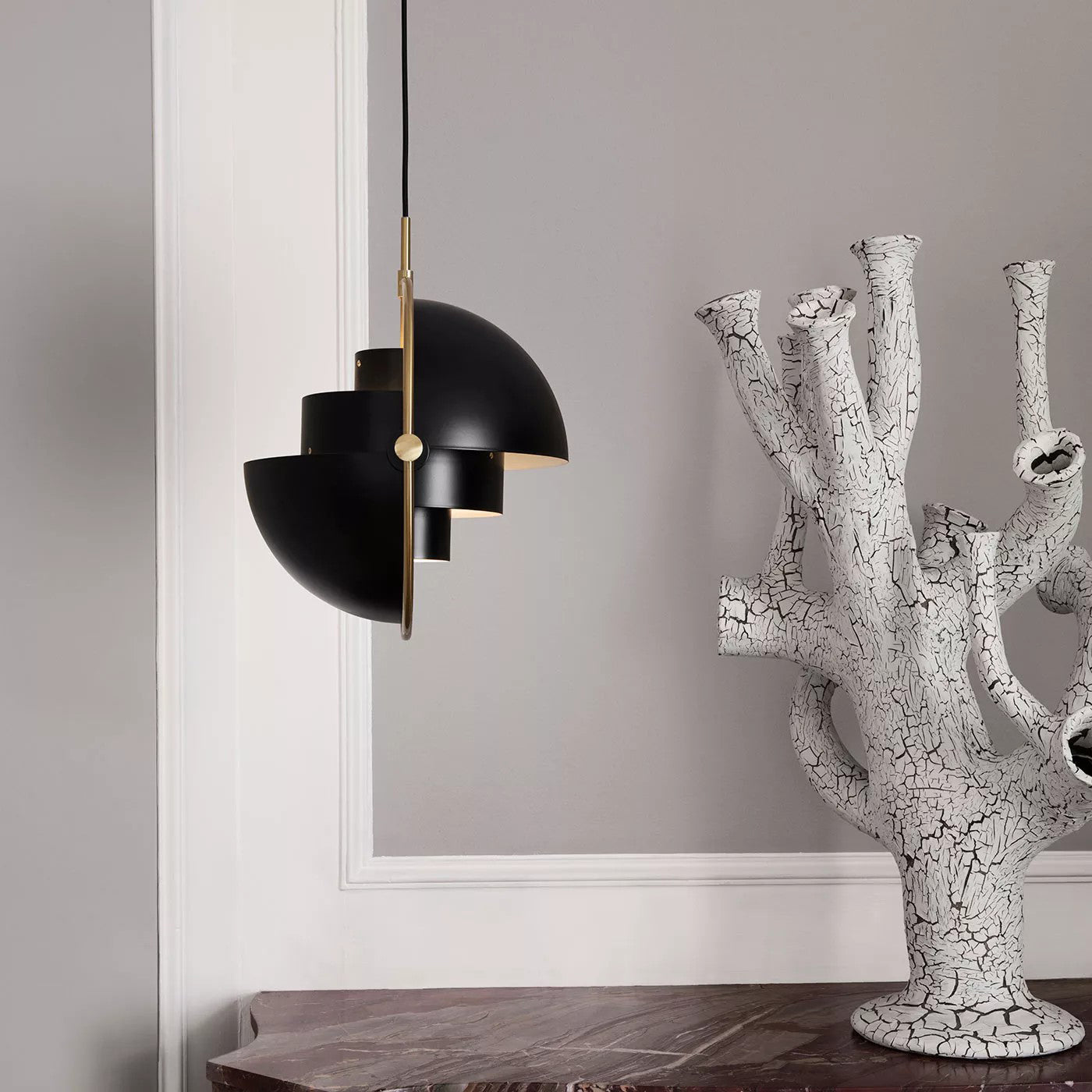 Lustra Pendant Lamp Deformed Ball Golden-Neutral Decor