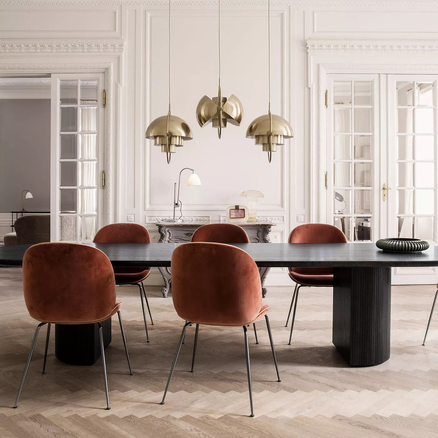 Lustra Pendant Lamp Deformed Ball Golden-Neutral Decor
