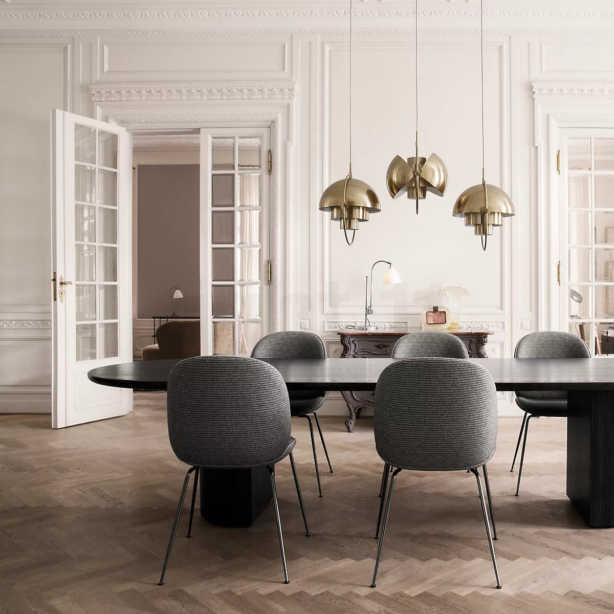Lustra Pendant Lamp Deformed Ball Golden-Neutral Decor