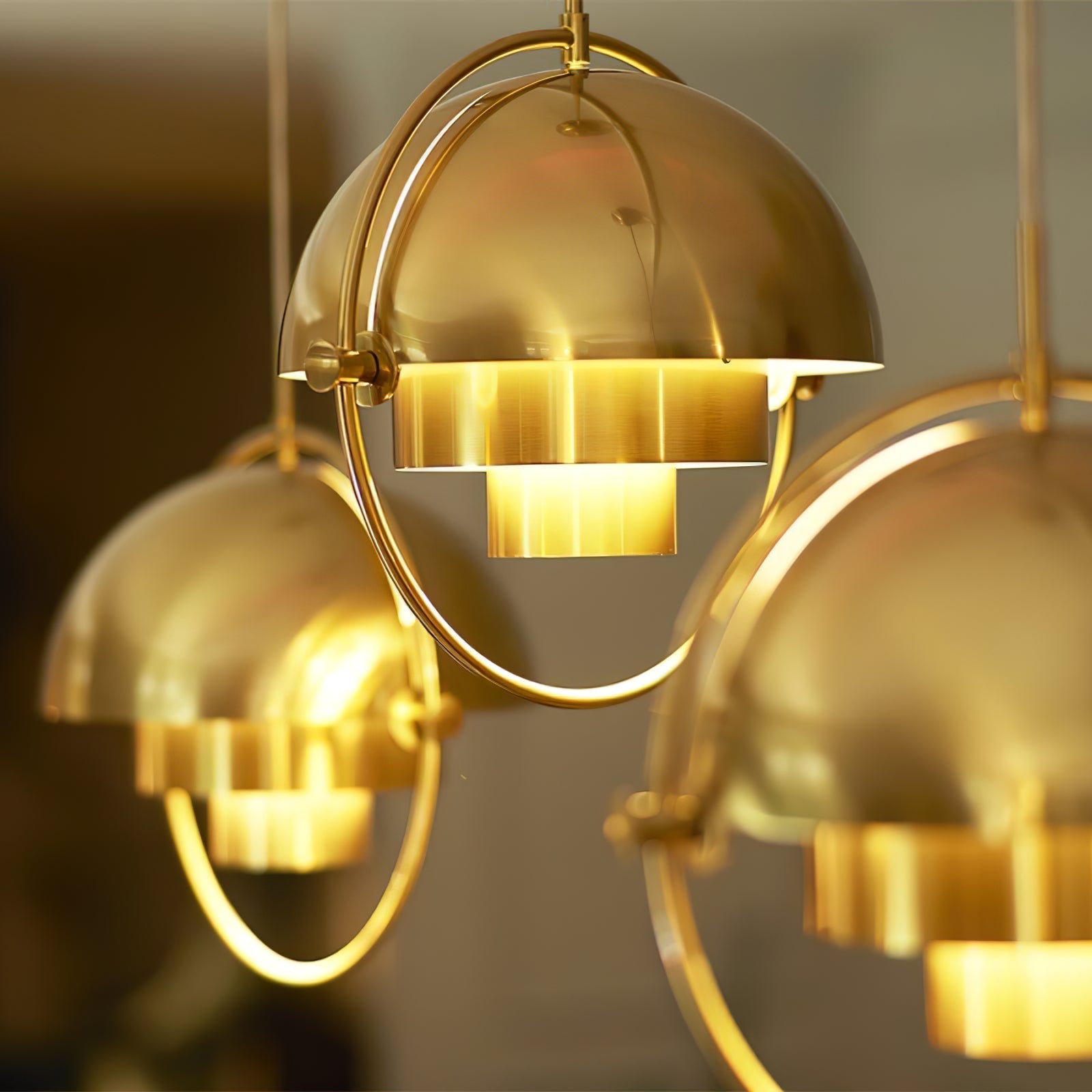 Lustra Pendant Lamp Deformed Ball Golden-Neutral Decor