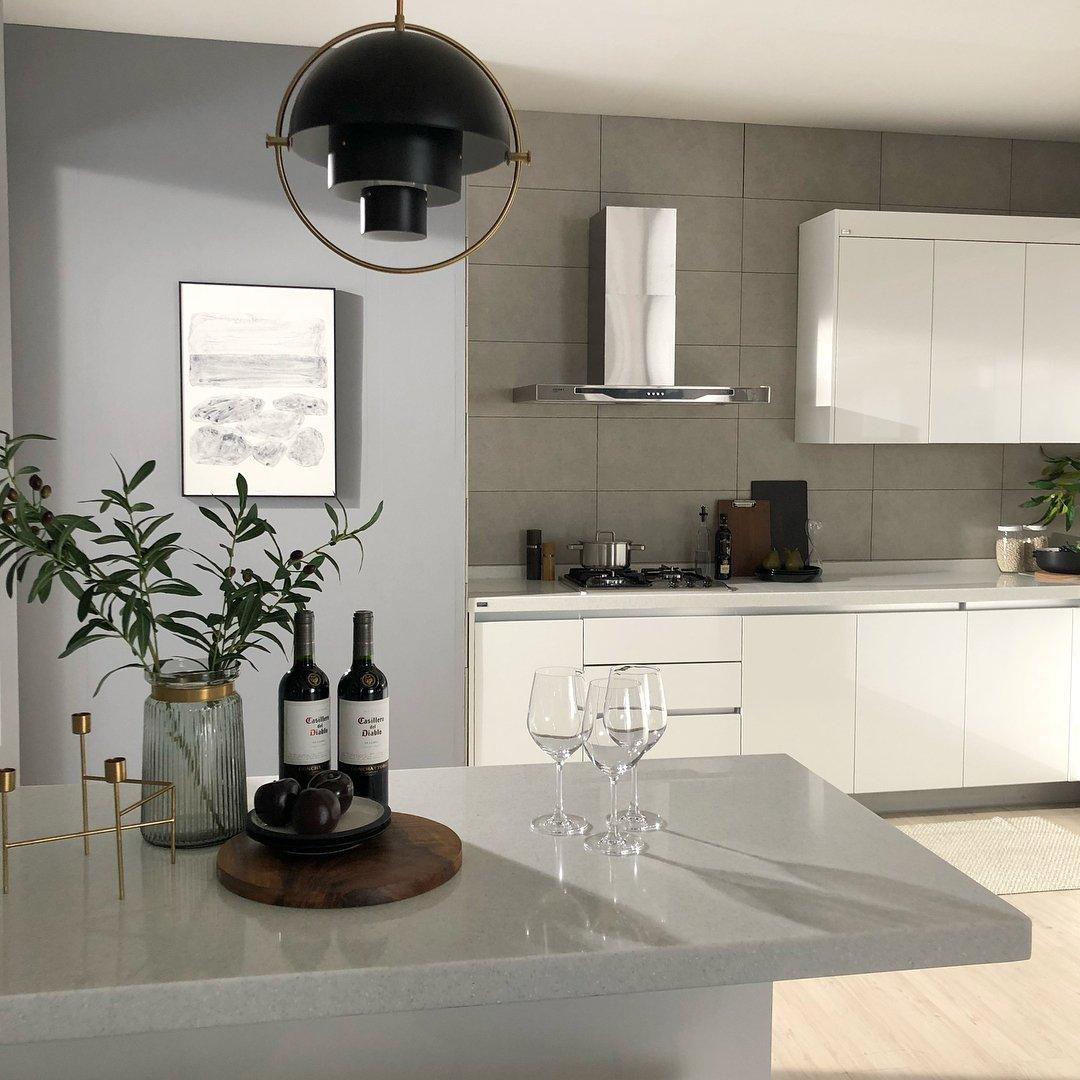 Lustra Pendant Lamp Deformed Ball Golden-Neutral Decor