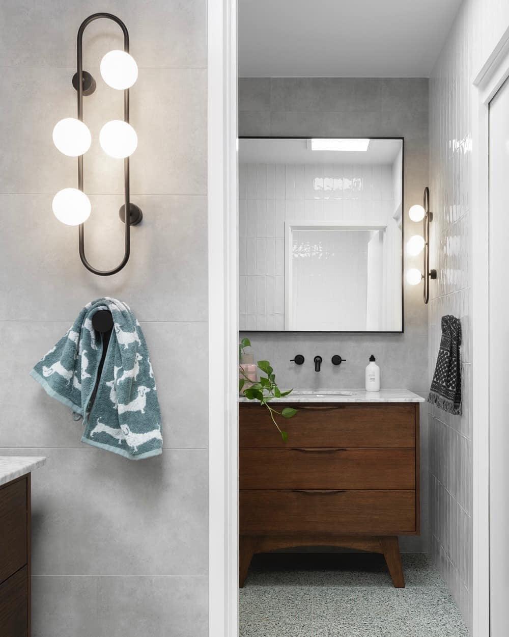 Ovenir Modern Minimalist Buch Wall Lamp-Neutral Decor
