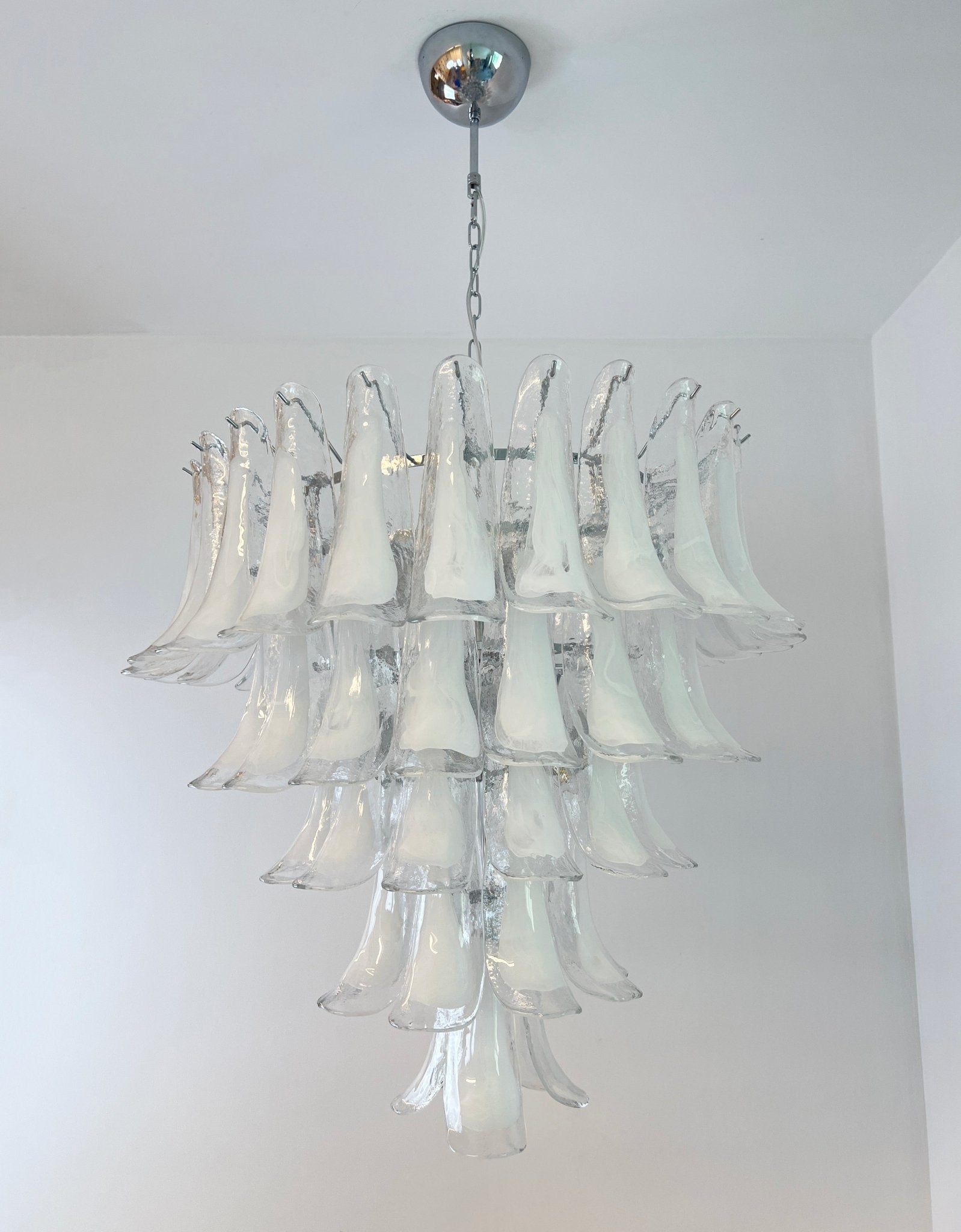 Aurora Chandelier Clear Murano Glass Petal Vintage-Neutral Decor