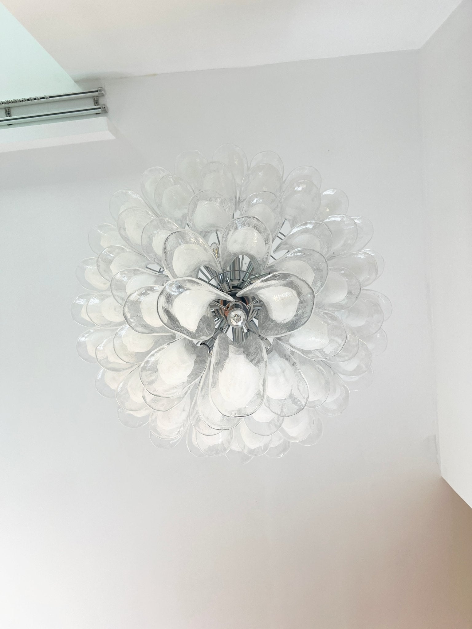 Aurora Chandelier Clear Murano Glass Petal Vintage-Neutral Decor