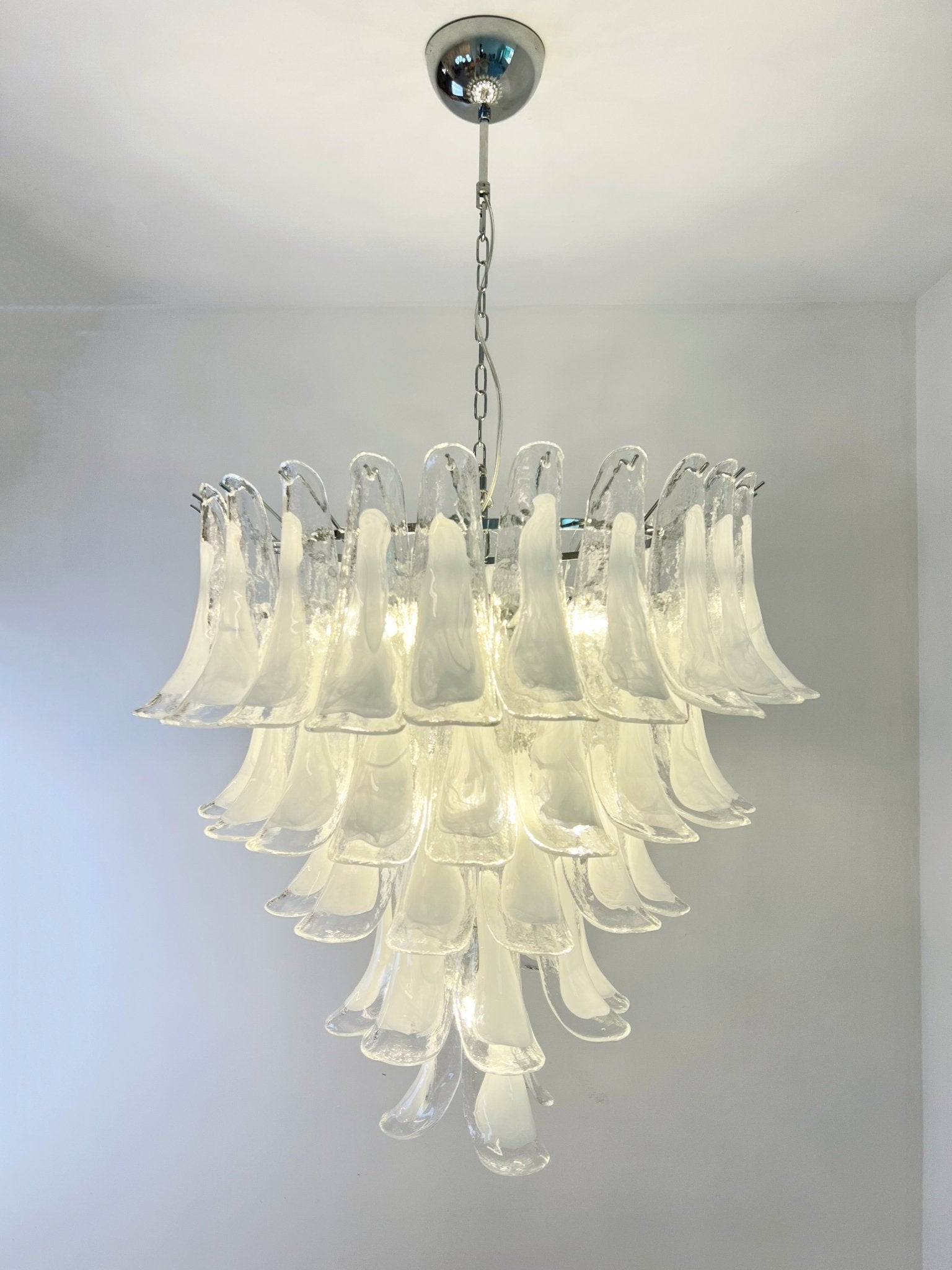 Aurora Chandelier Clear Murano Glass Petal Vintage-Neutral Decor