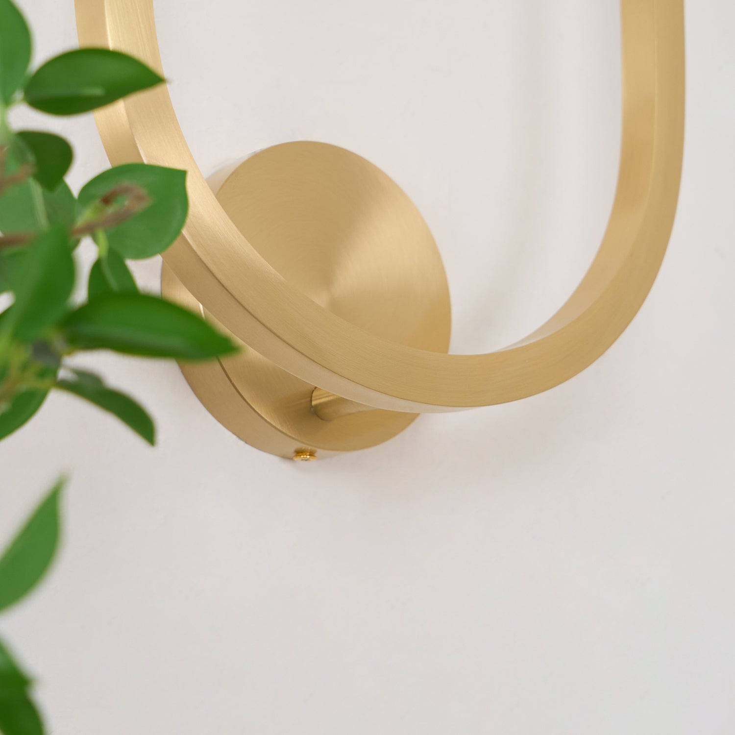 Vitalira Double Alabaster Wall Light-Neutral Decor