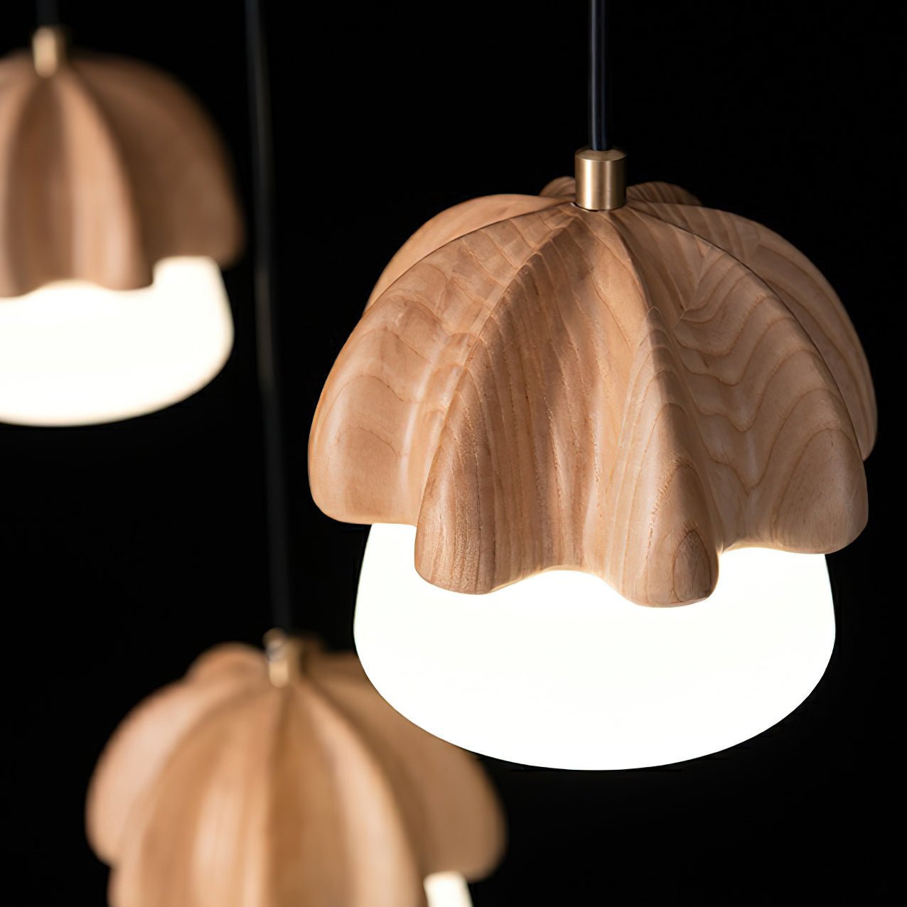Indris Pendant Lamp Mushroom Cluster Wood & Glass-Neutral Decor