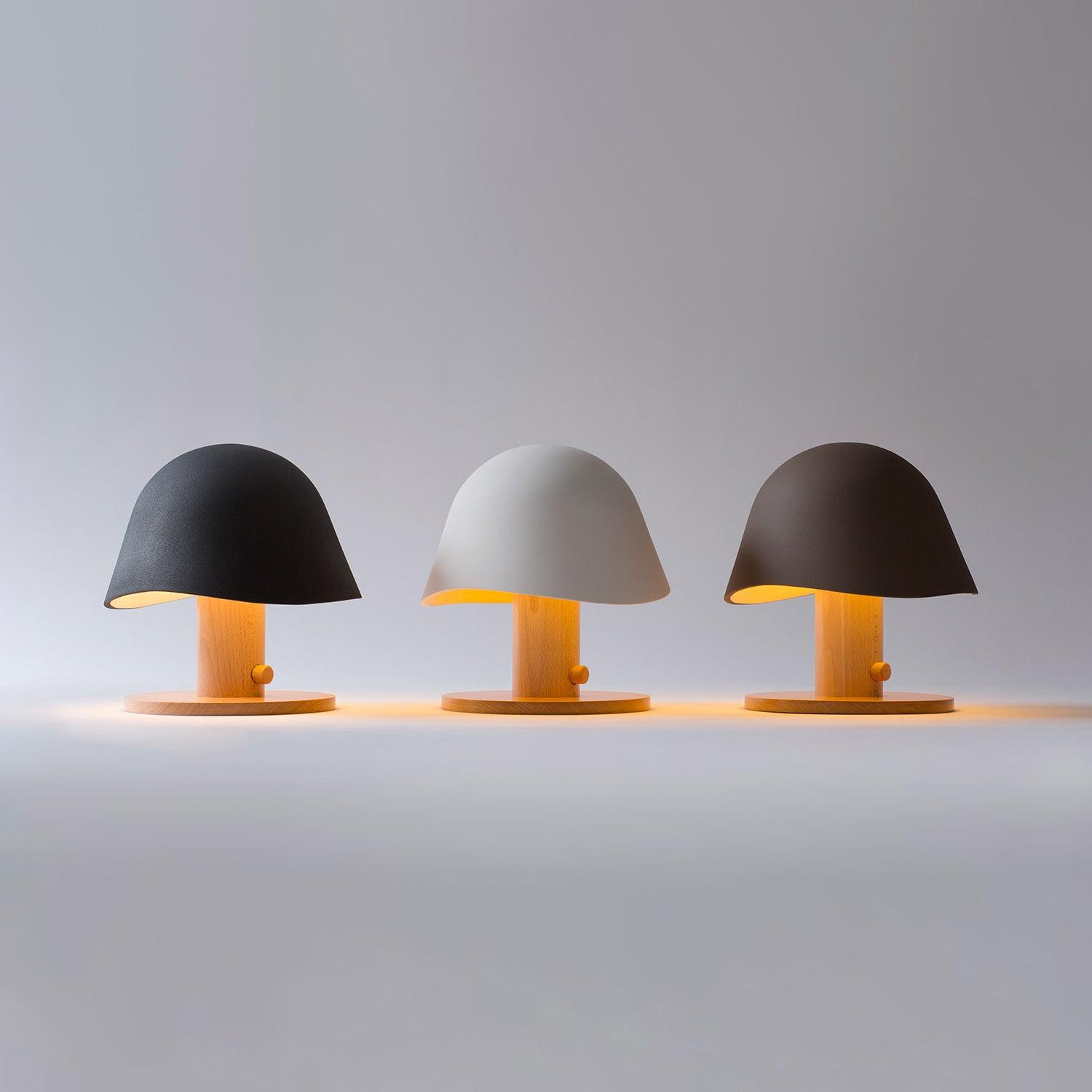 Wond Resin Wood Table Lamp-Neutral Decor
