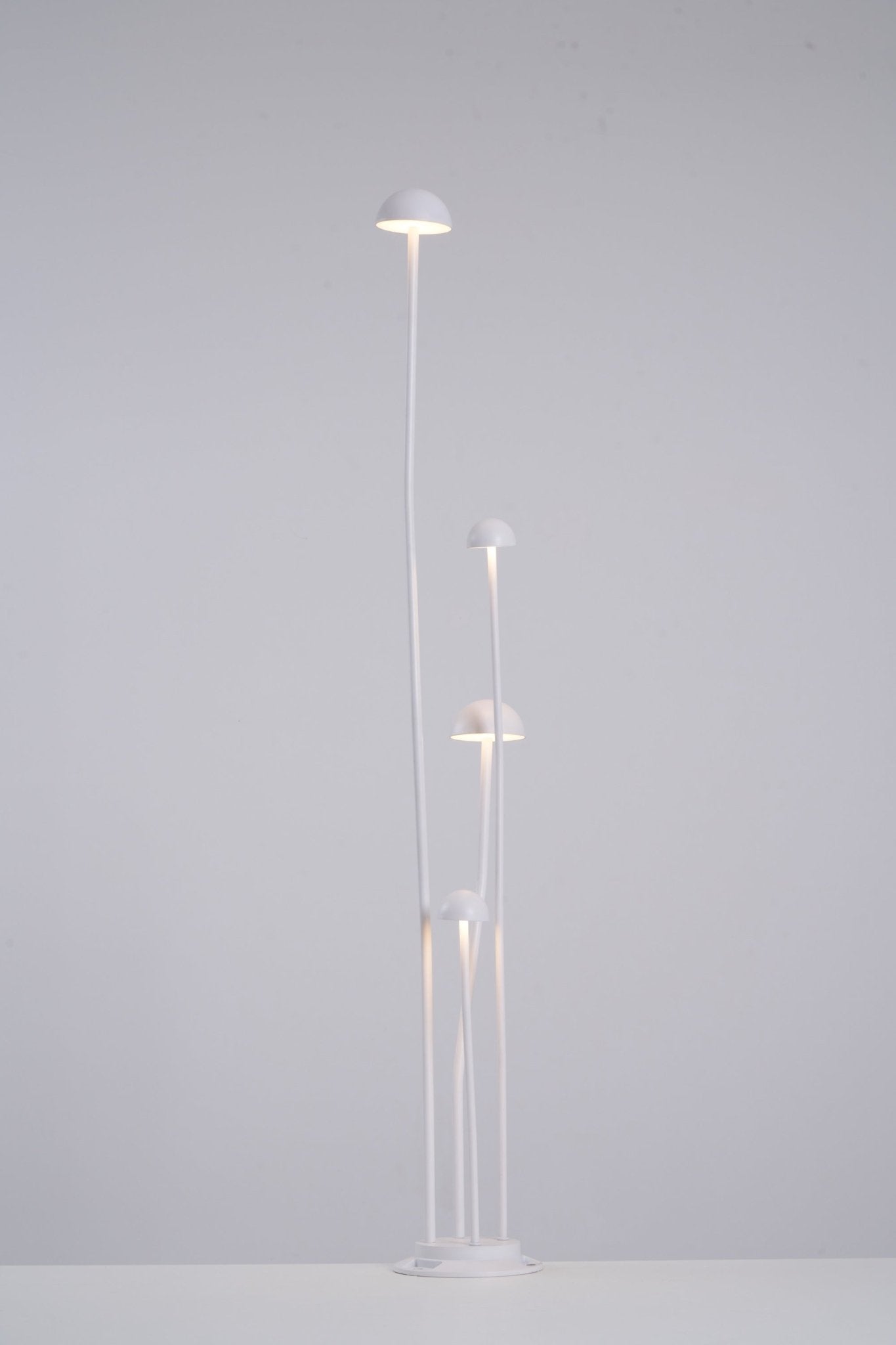 Nolv Outdoor Lamp-Neutral Decor