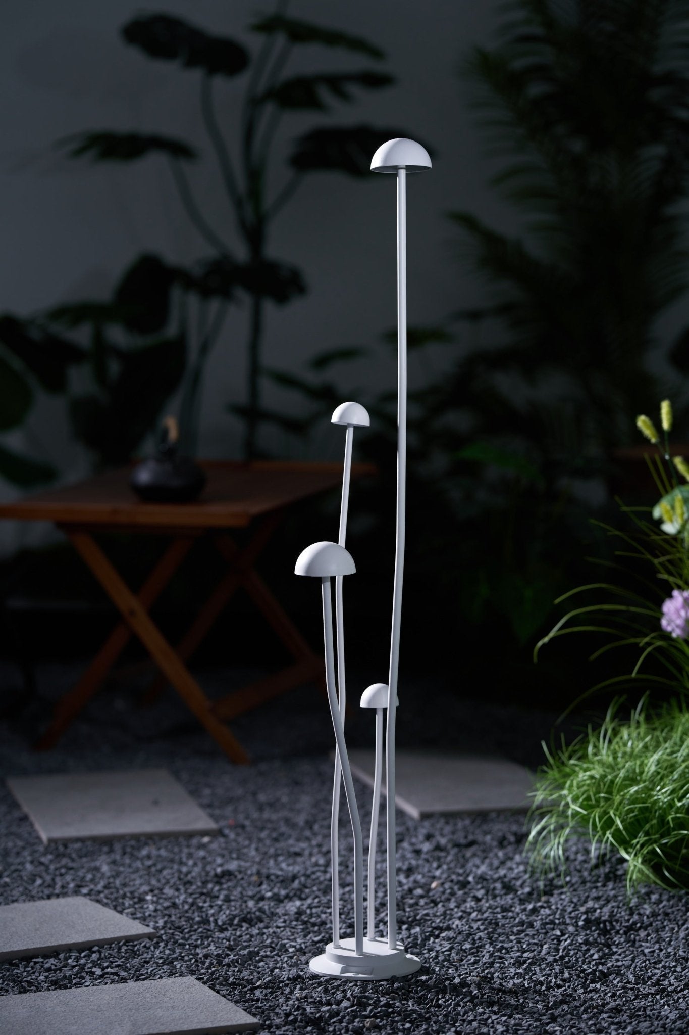 Nolv Outdoor Lamp-Neutral Decor