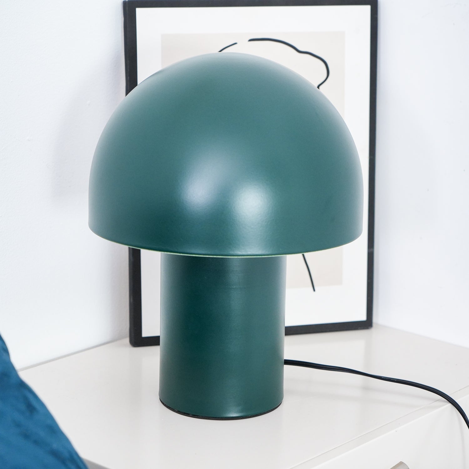 Urathen Retro Table Lamp-Neutral Decor