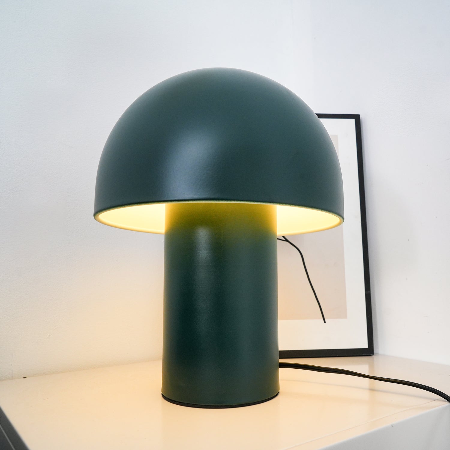 Urathen Retro Table Lamp-Neutral Decor