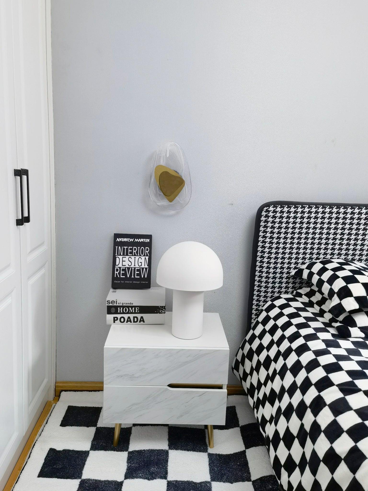 Urathen Retro Table Lamp-Neutral Decor