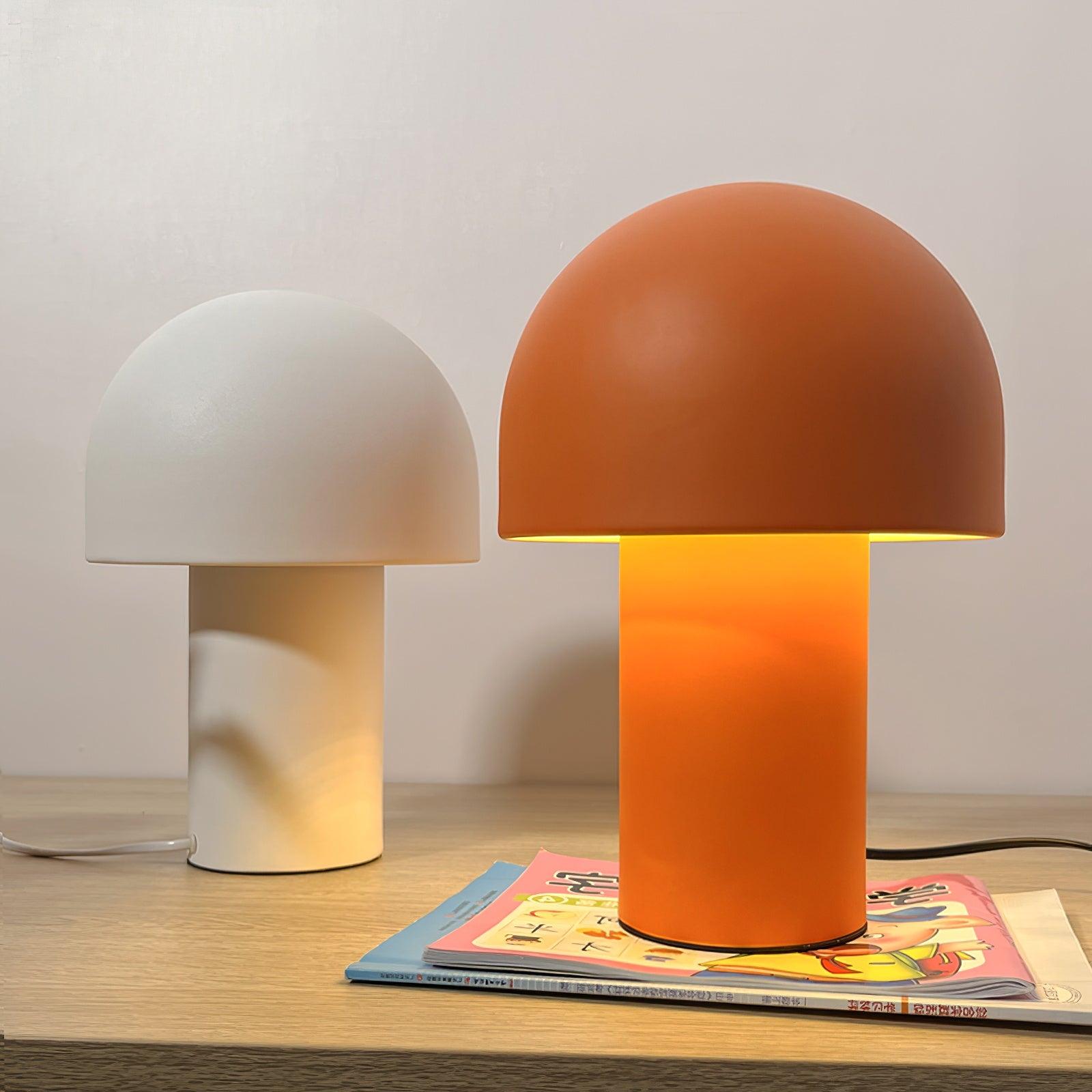 Urathen Retro Table Lamp-Neutral Decor