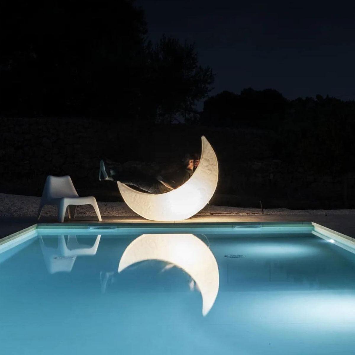 Zetheor Crescent Moon Resin Floor Lamp-Neutral Decor