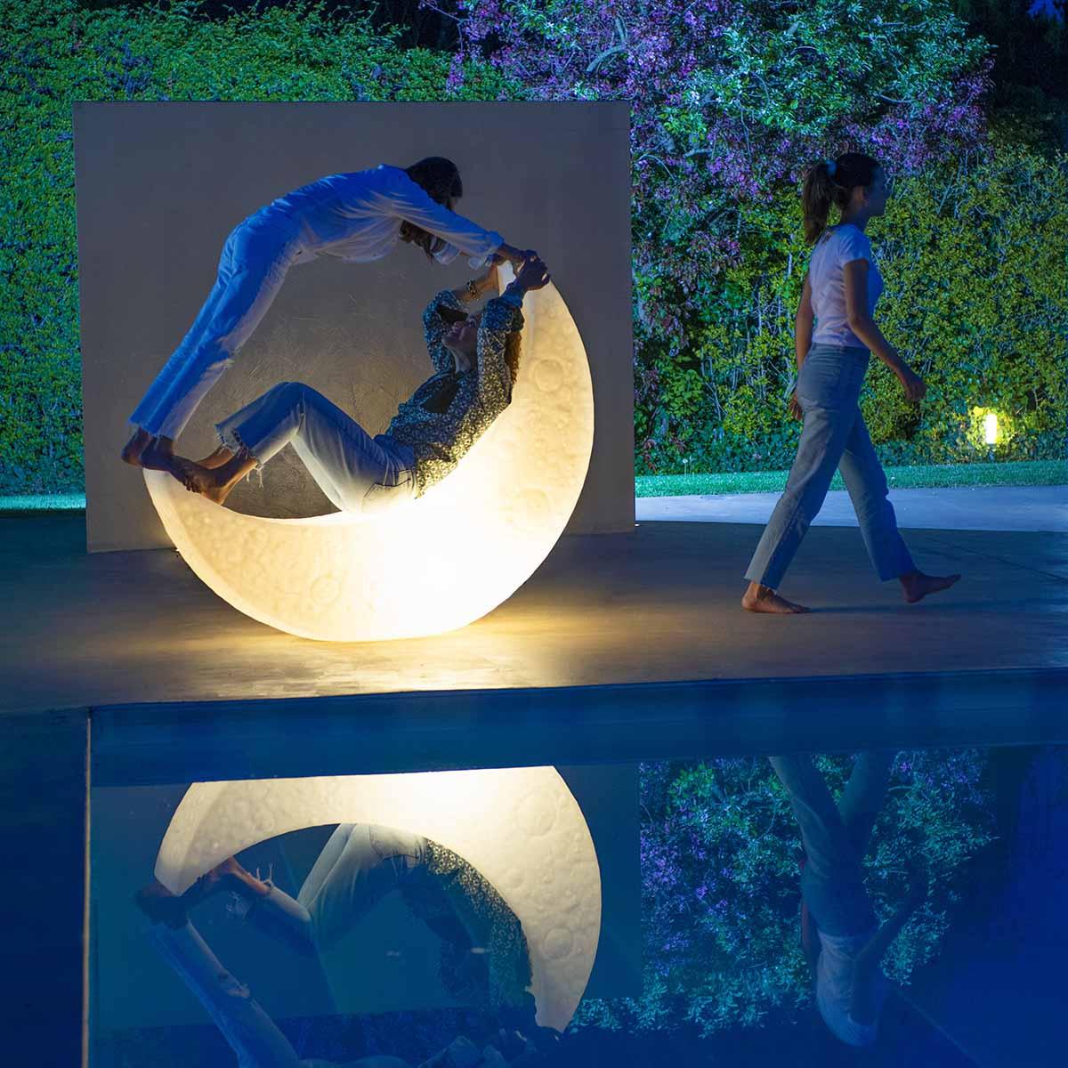 Zetheor Crescent Moon Resin Floor Lamp-Neutral Decor