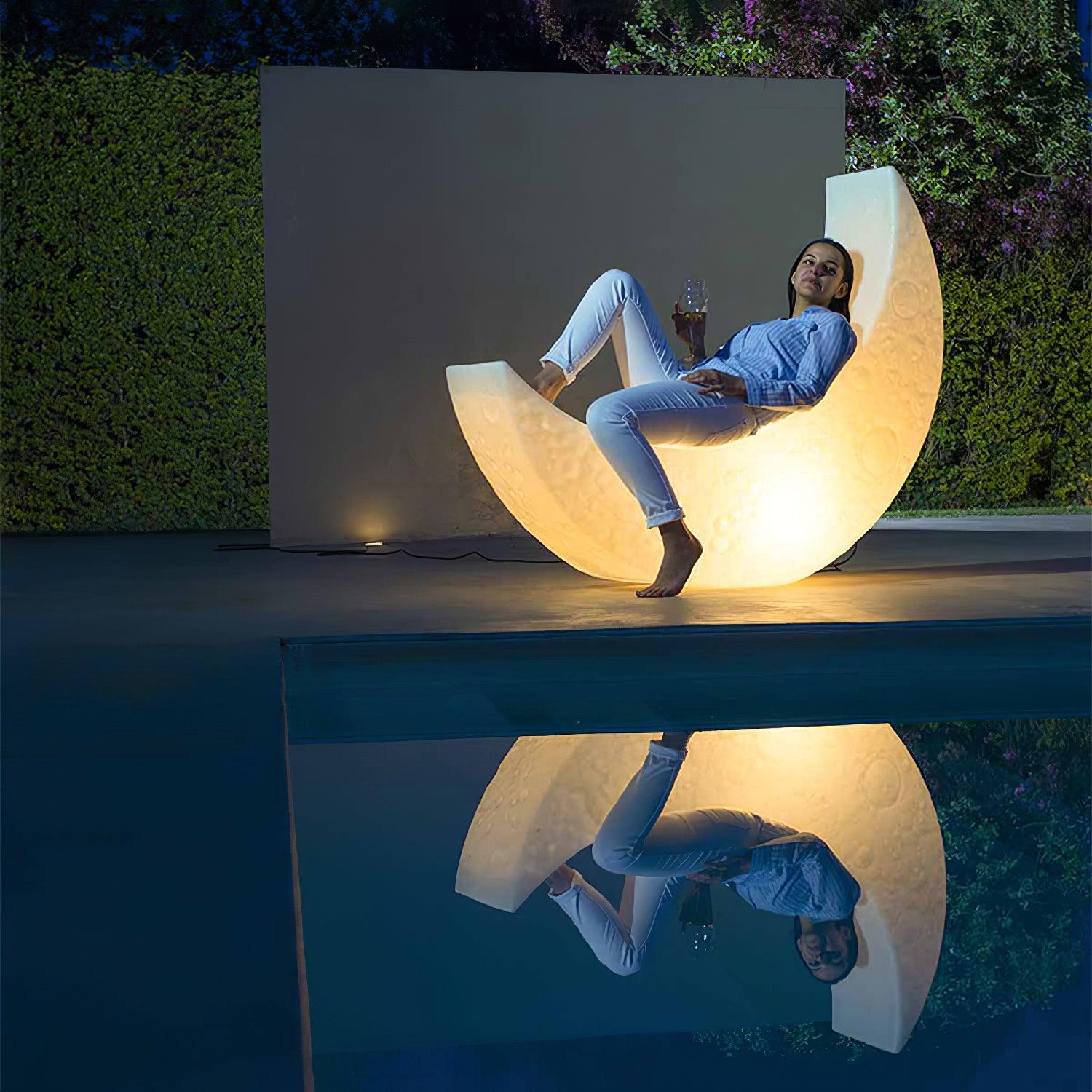 Zetheor Crescent Moon Resin Floor Lamp-Neutral Decor