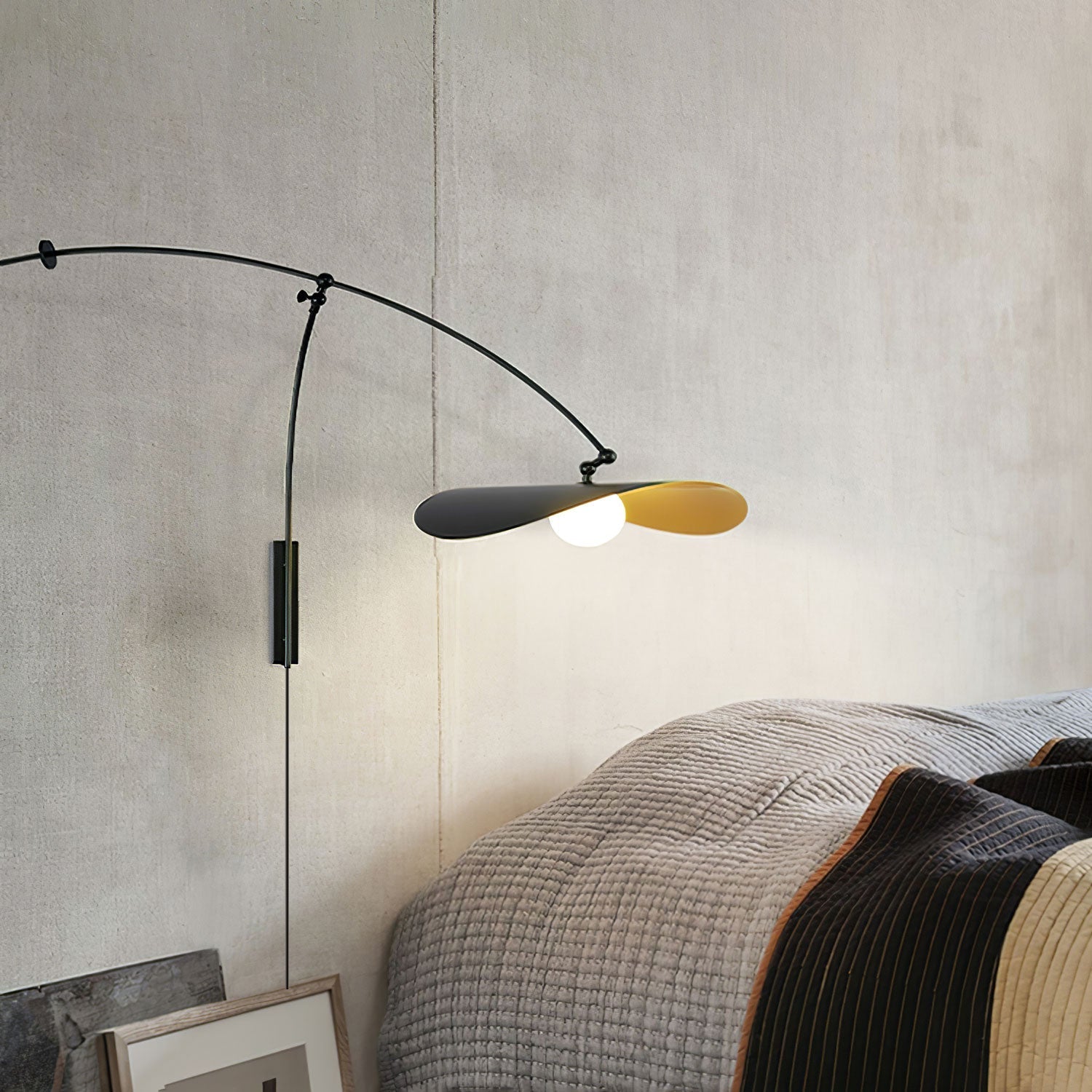 Tirove Glass Minimalist Wall Lamp-Neutral Decor