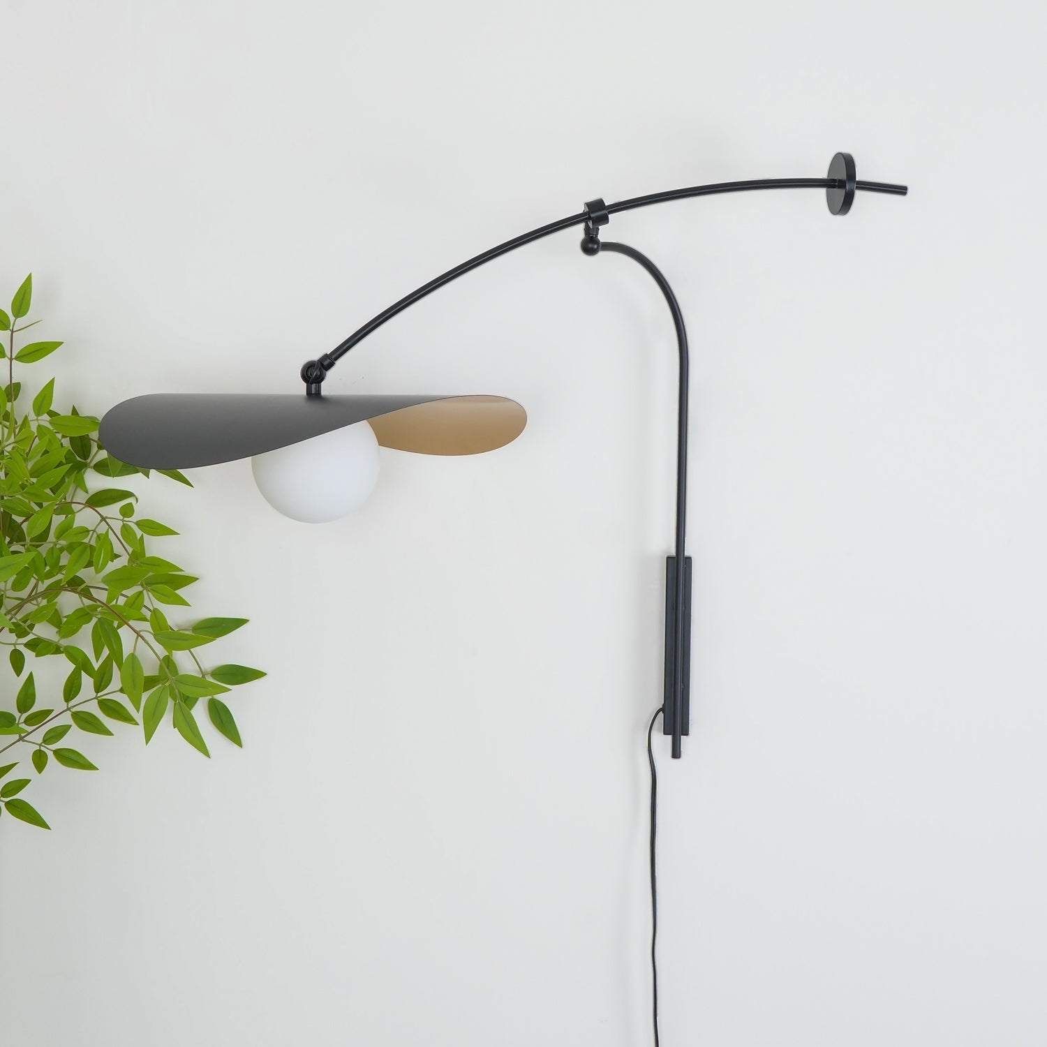 Tirove Glass Minimalist Wall Lamp-Neutral Decor