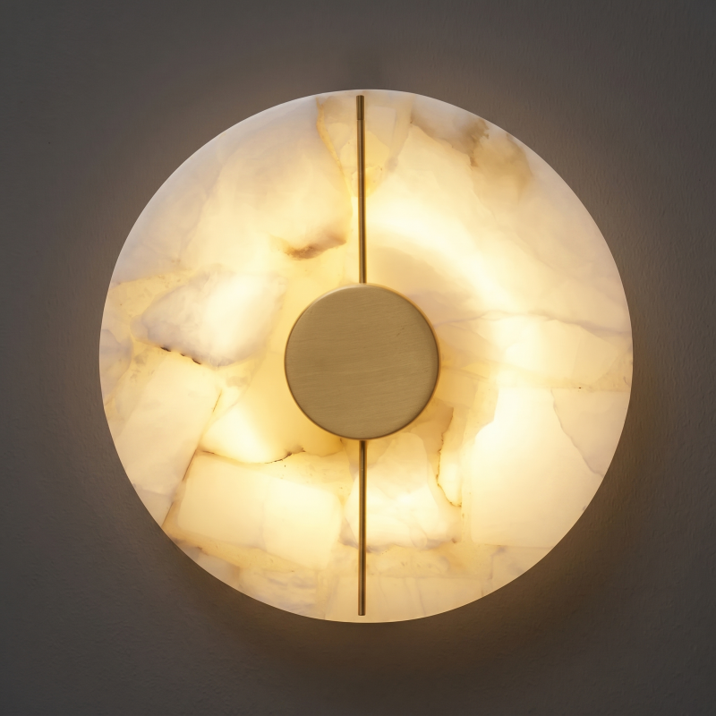 Another example of the natural veining in the alabaster stone.