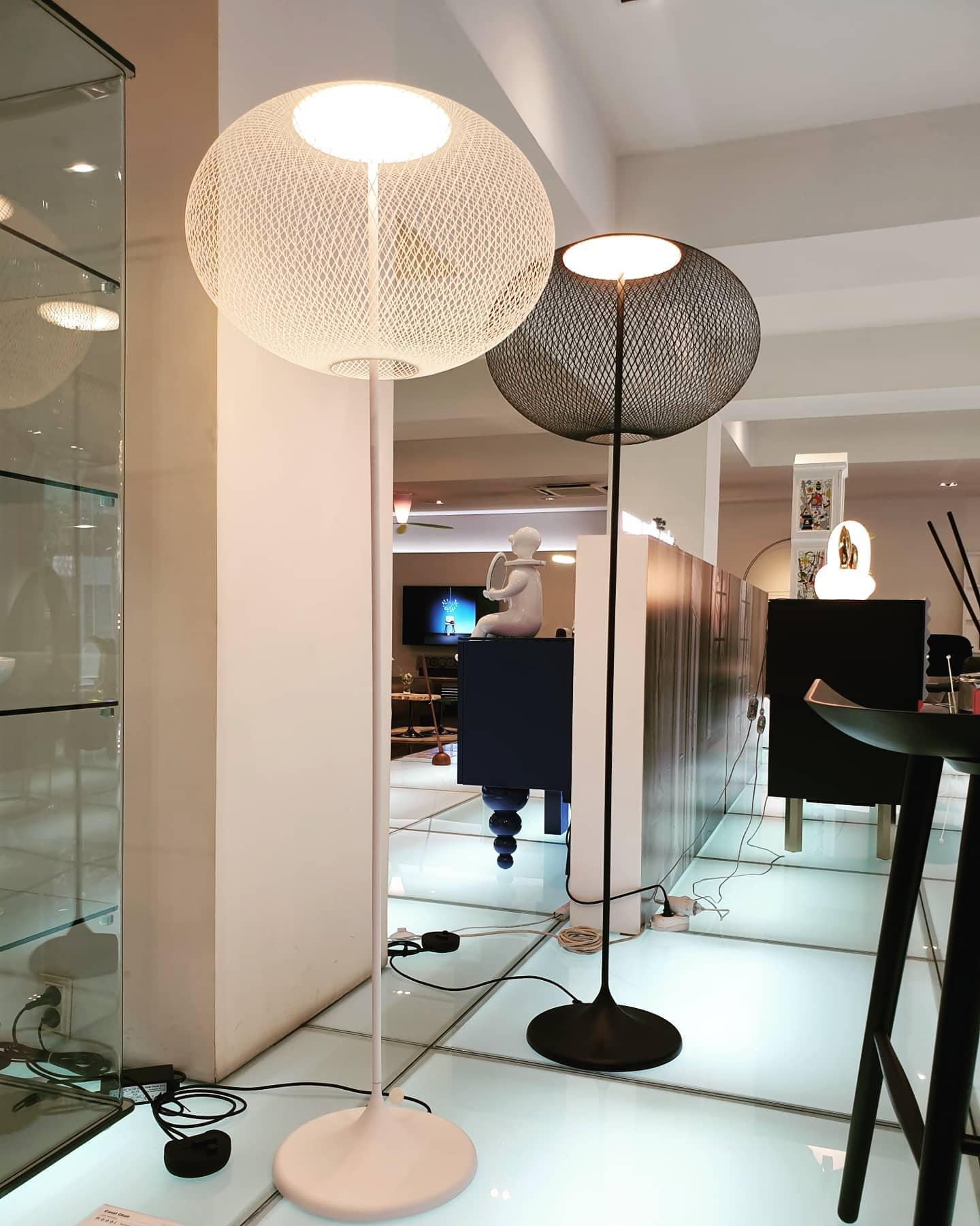 Ilsolyre Industrial Mesh Floor Lamp-Neutral Decor