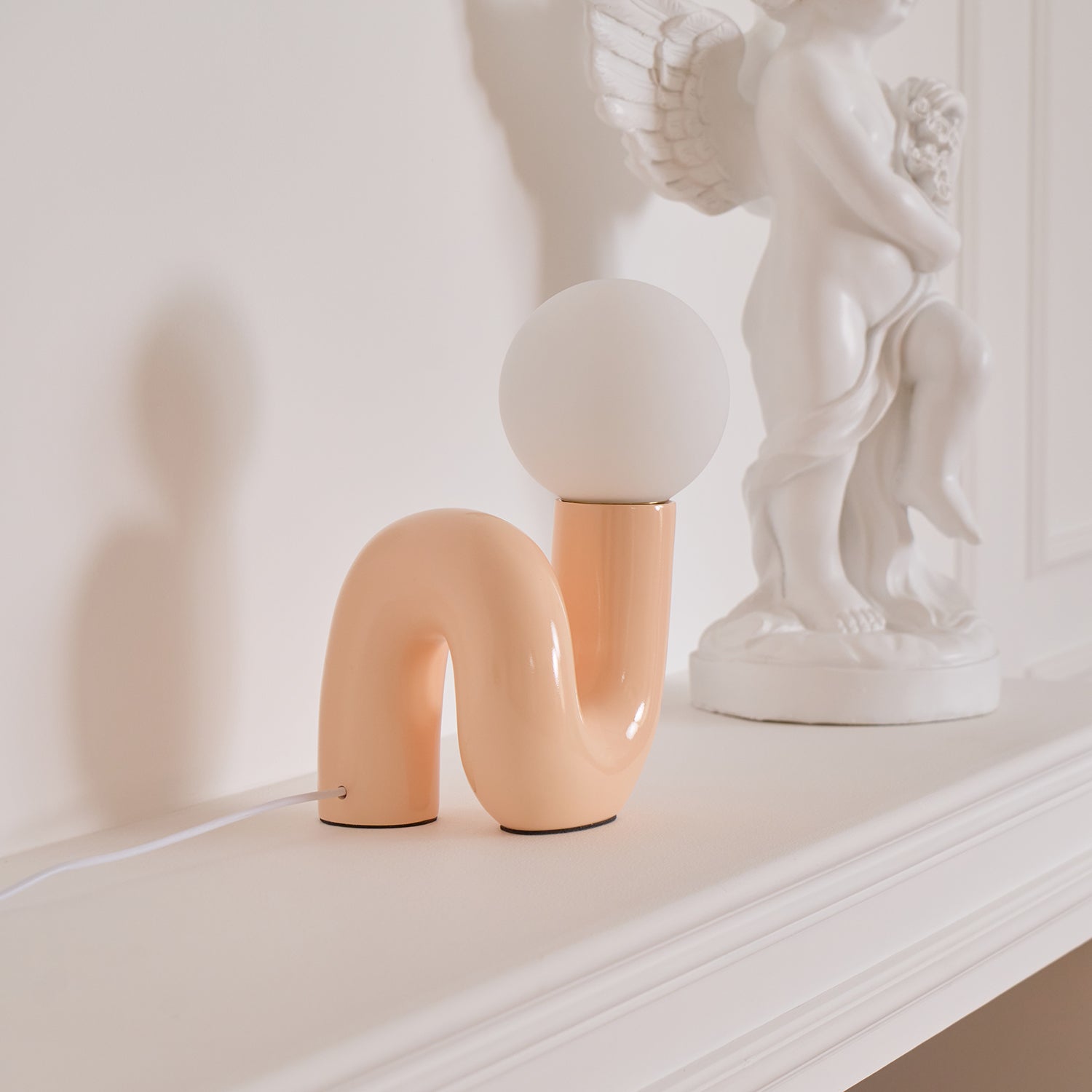 Aveny Lamp Playful N Shape All White-Neutral Decor