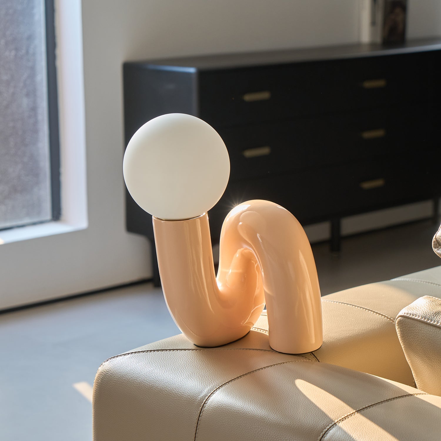 Aveny Lamp Playful N Shape All White-Neutral Decor