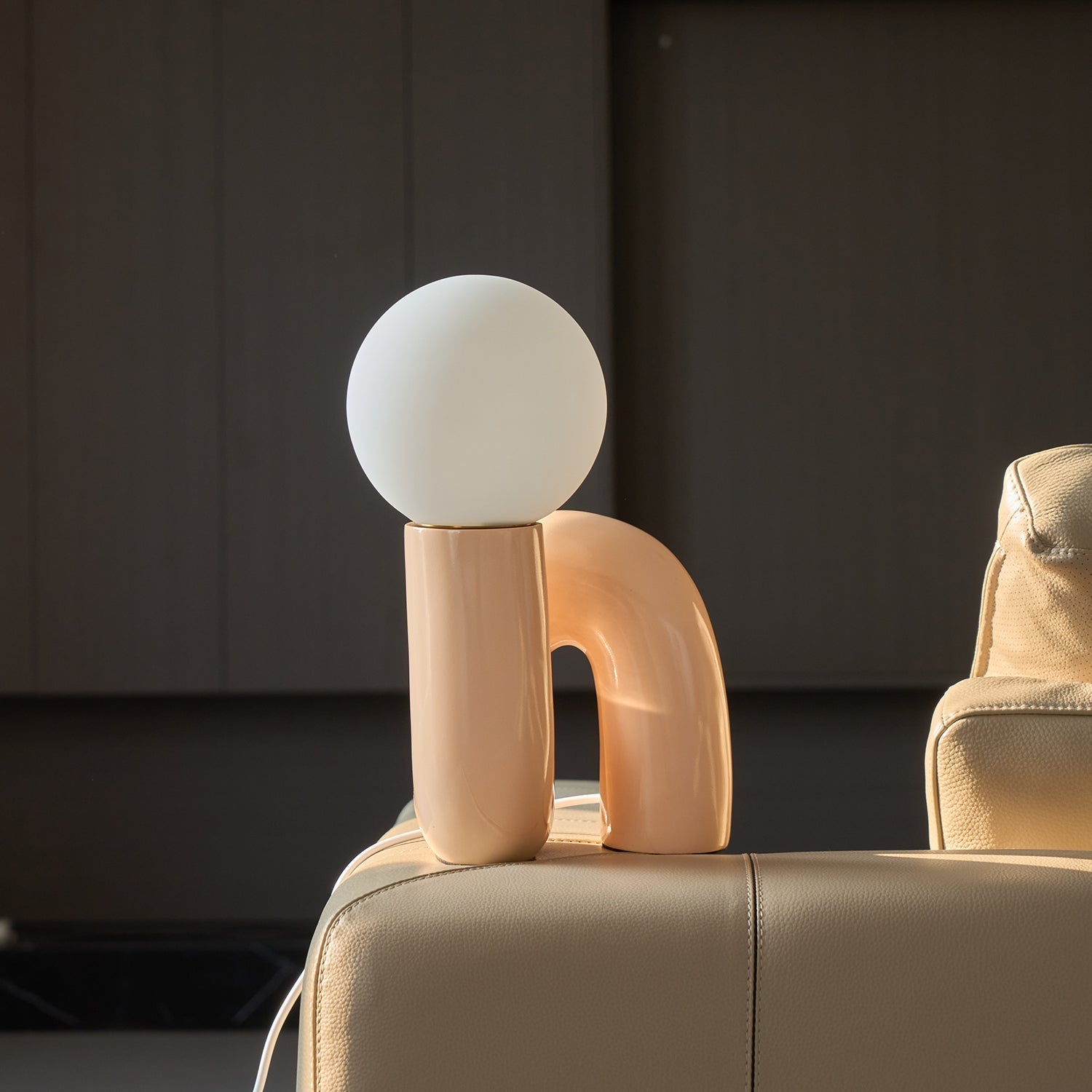 Aveny Lamp Playful N Shape All White-Neutral Decor