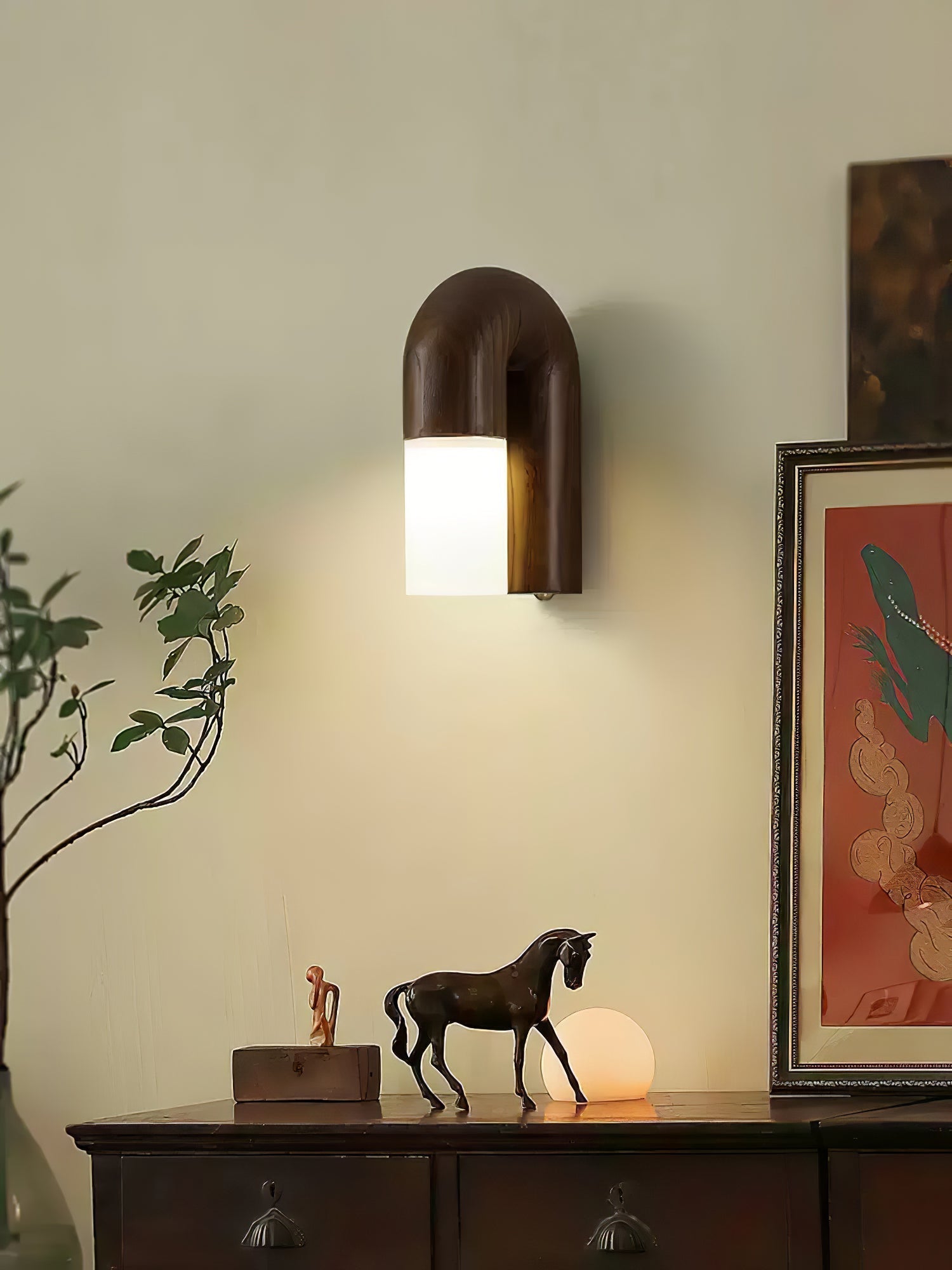 King Modern Minimalist Wood Wall Lamp-Neutral Decor