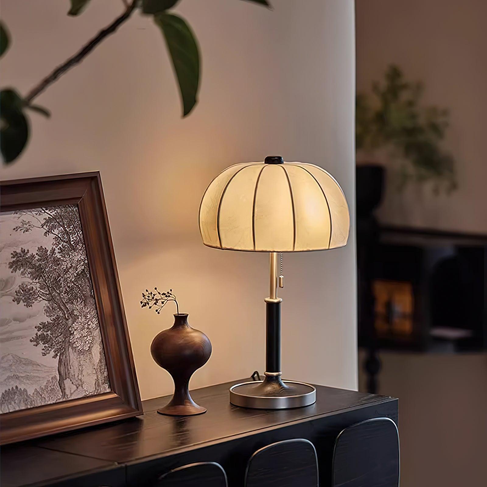 Nalemu Wood Fabric Retro Table Lamp-Neutral Decor