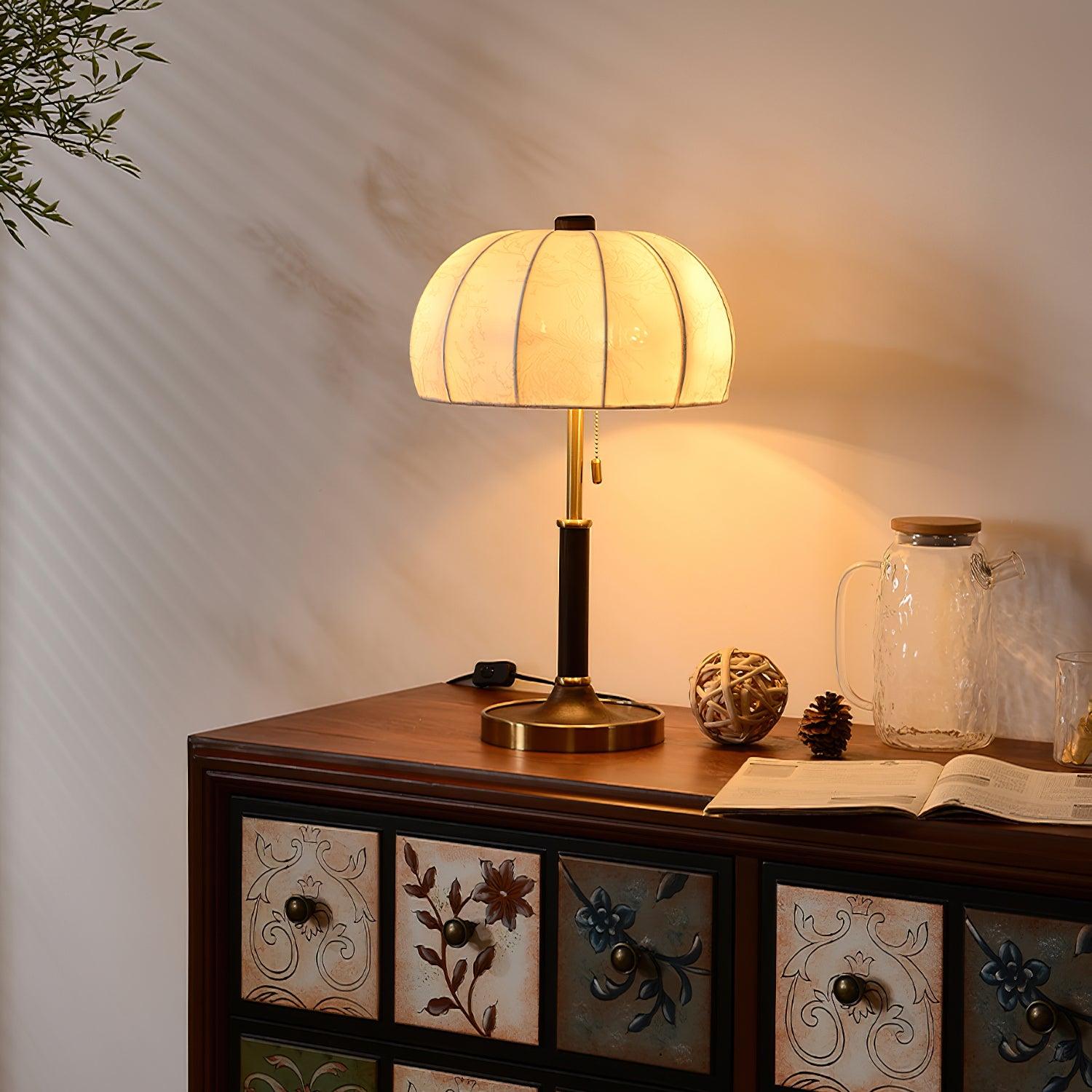Nalemu Wood Fabric Retro Table Lamp-Neutral Decor