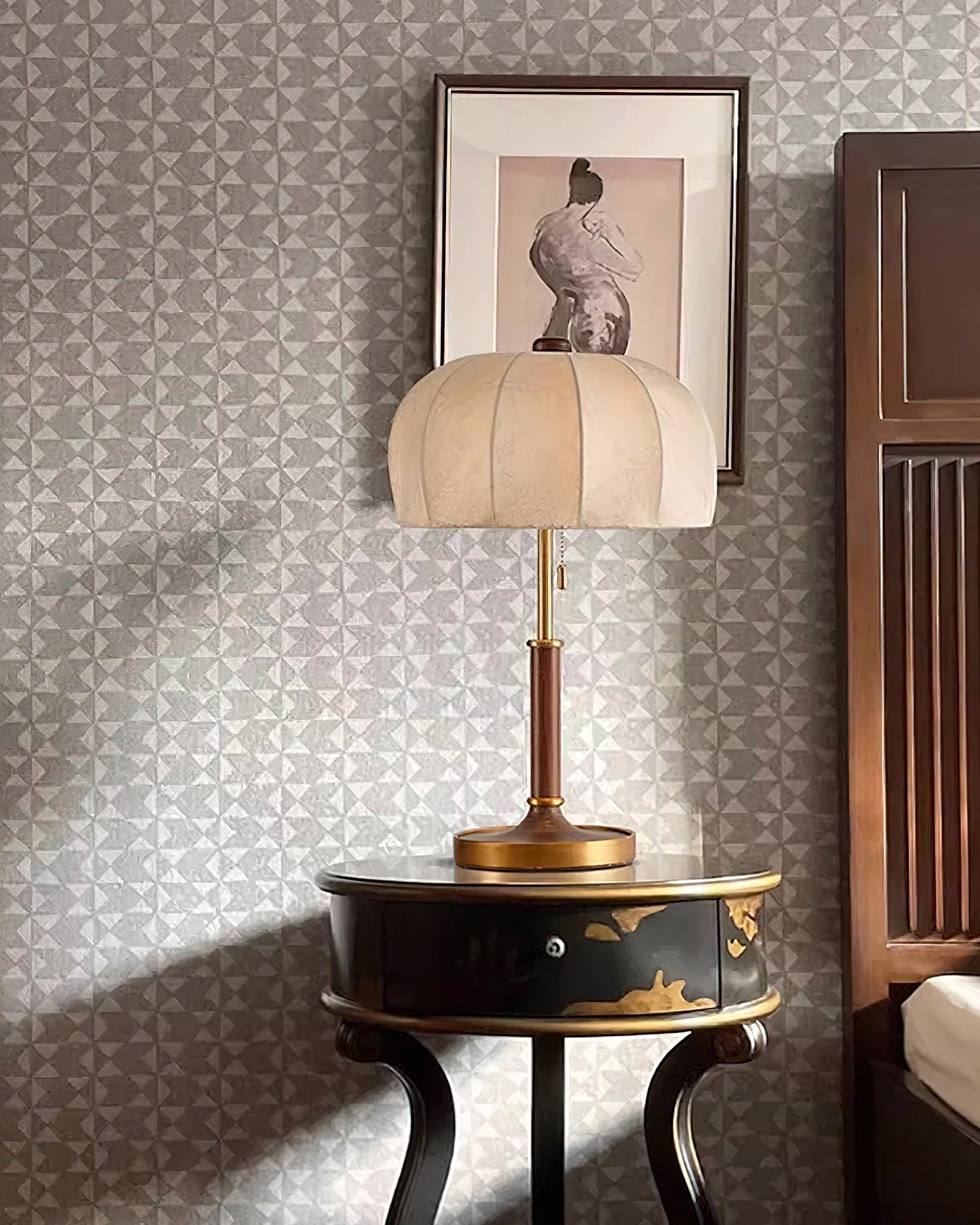 Nalemu Wood Fabric Retro Table Lamp-Neutral Decor