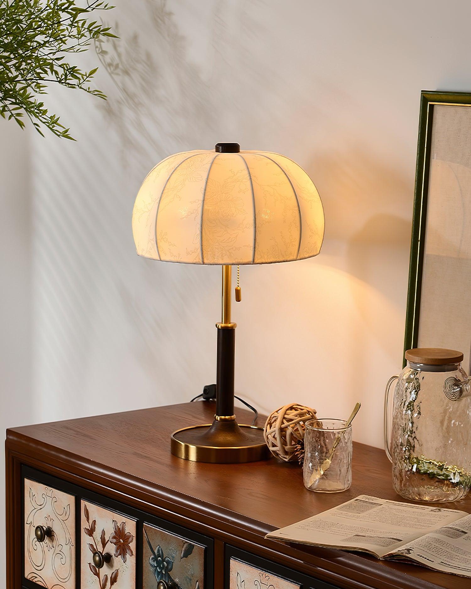 Nalemu Wood Fabric Retro Table Lamp-Neutral Decor