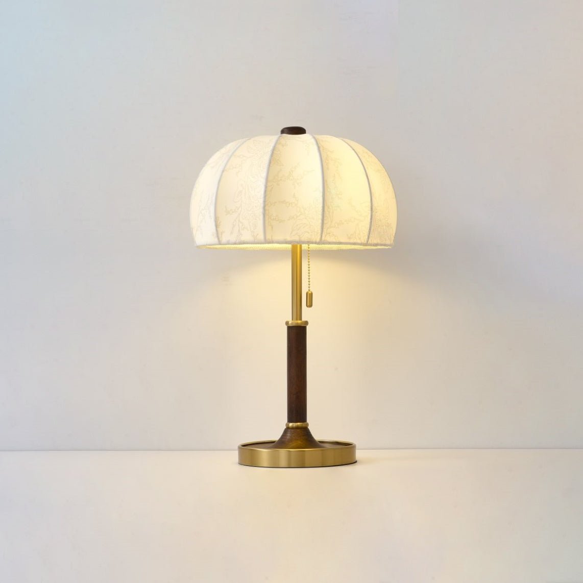 Nalemu Wood Fabric Retro Table Lamp-Neutral Decor