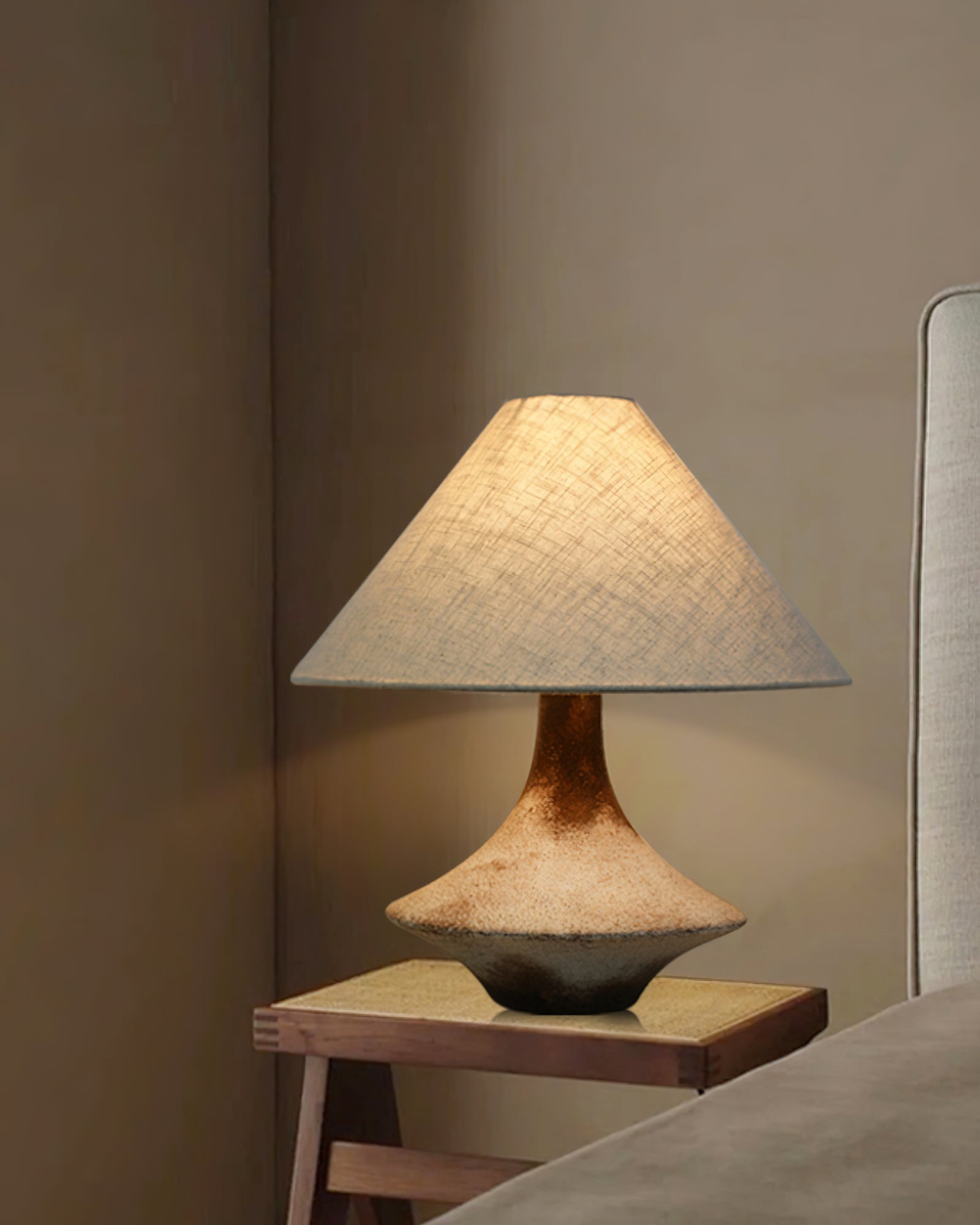Navoer Fabric Artistic Table Lamp-Neutral Decor